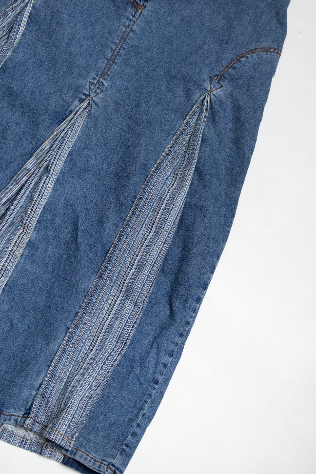 #159 Isabella Bird pleated denim midi skirt | c. 165 | size 8