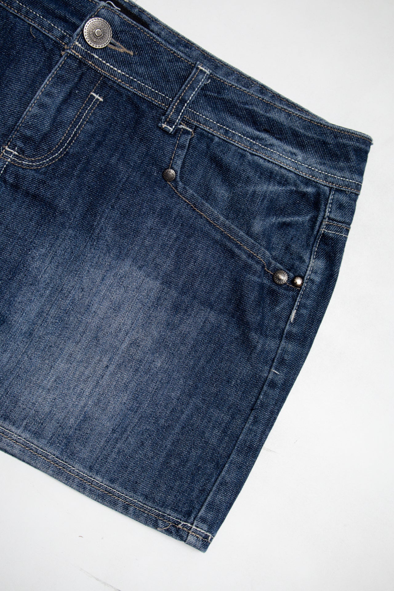 #162 Free 2BU denim mini skirt | c. 165 | size 14