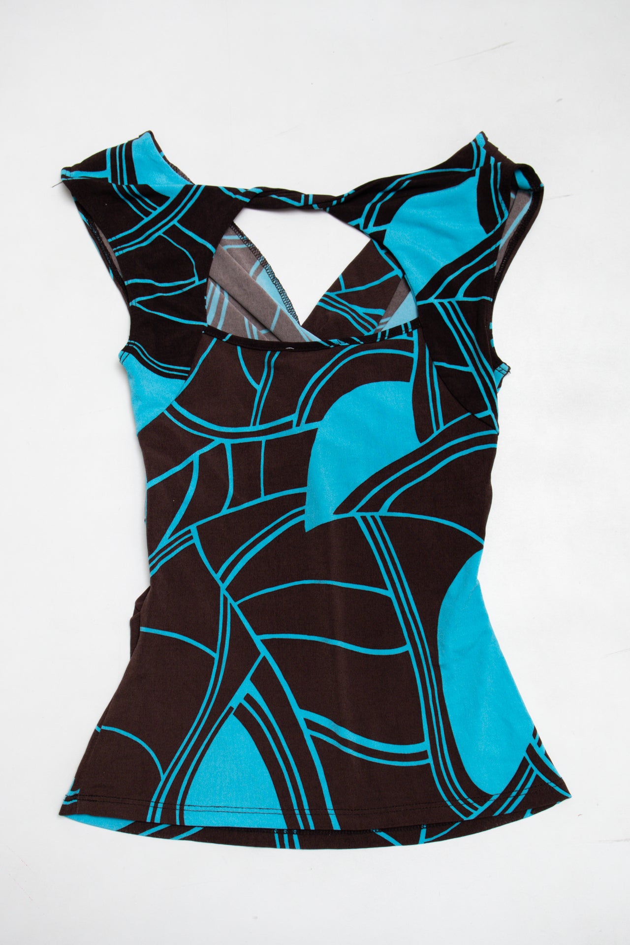 #187 Candie's Y2k print fitted wrap style top | c. 165 | size 8