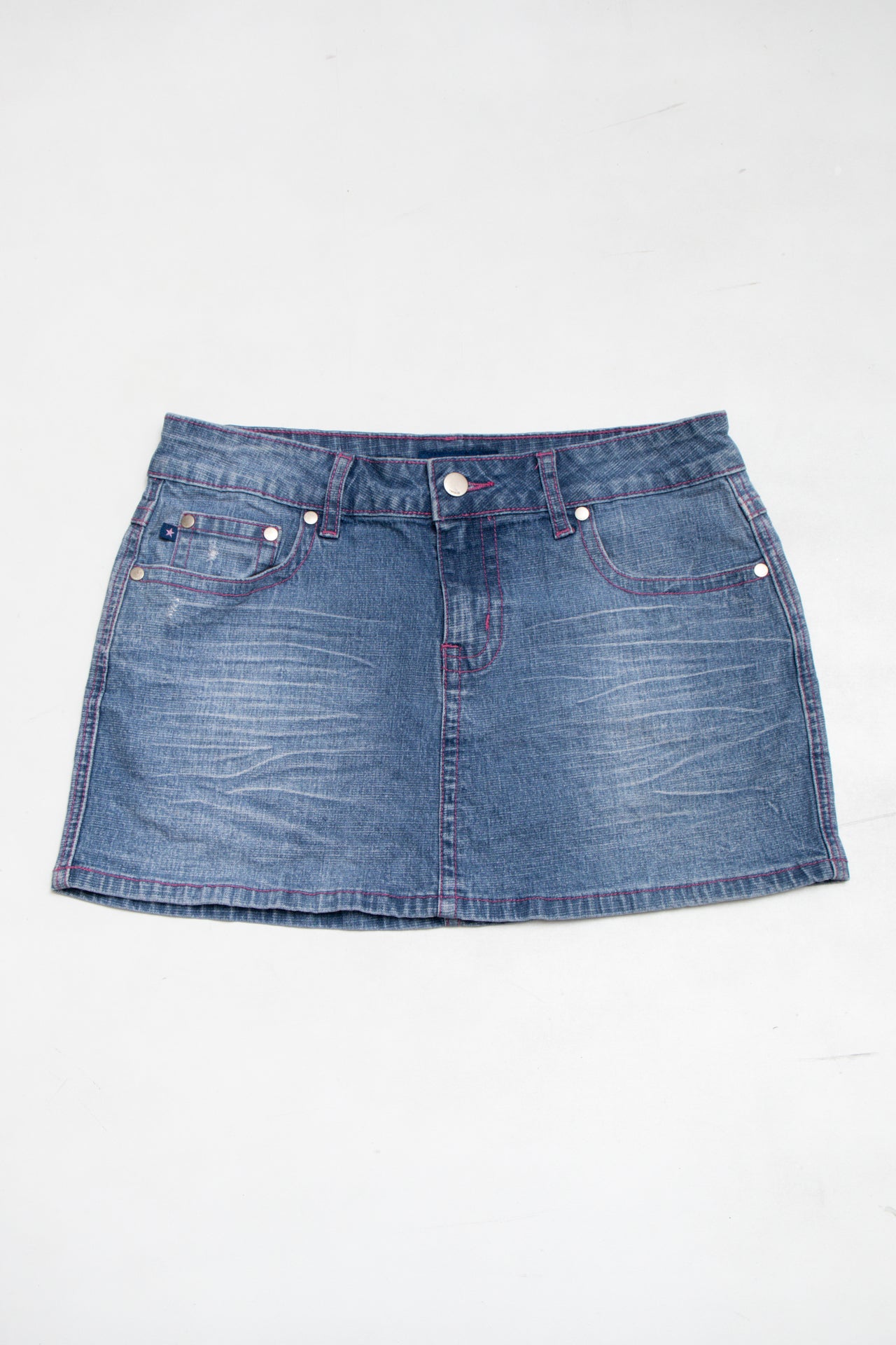 #200 Zana Di pink stitch mini denim skirt | c. 165 | size 8