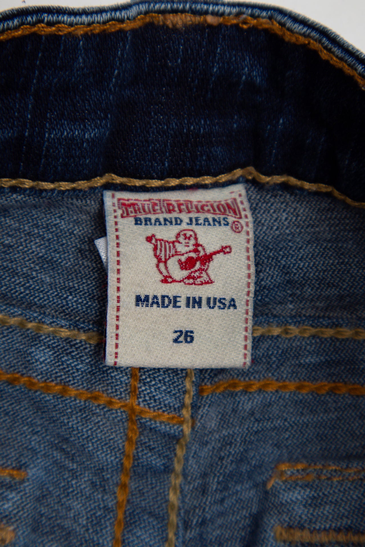 #203 True Religion embroidered pocket jeans | c. 165 | size 6