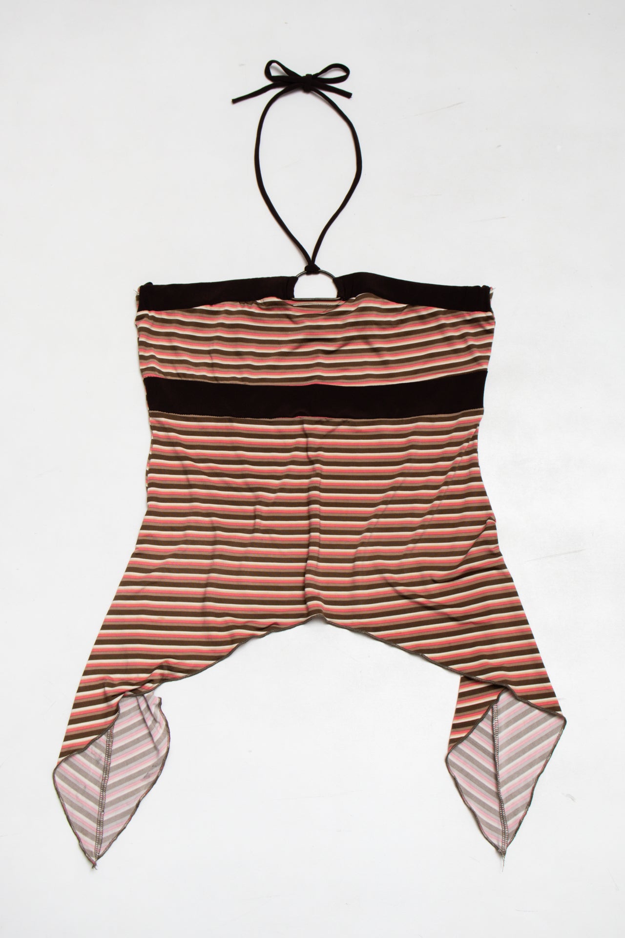 #213 Agaci-Too Y2K ring detail halter top | c. 165 | size 10