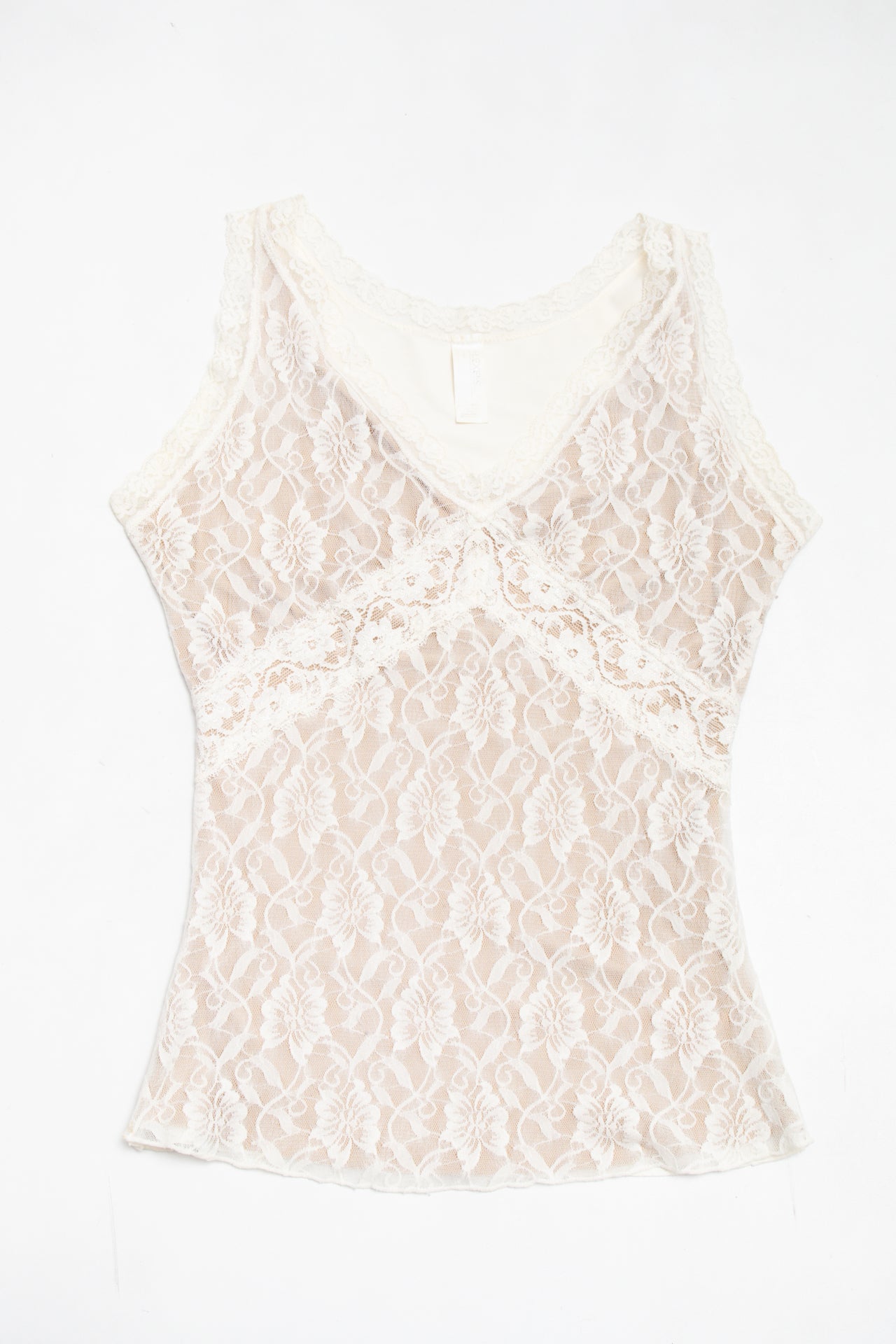 #215 Flexees cream lined lace tank | c. 165 | size 10