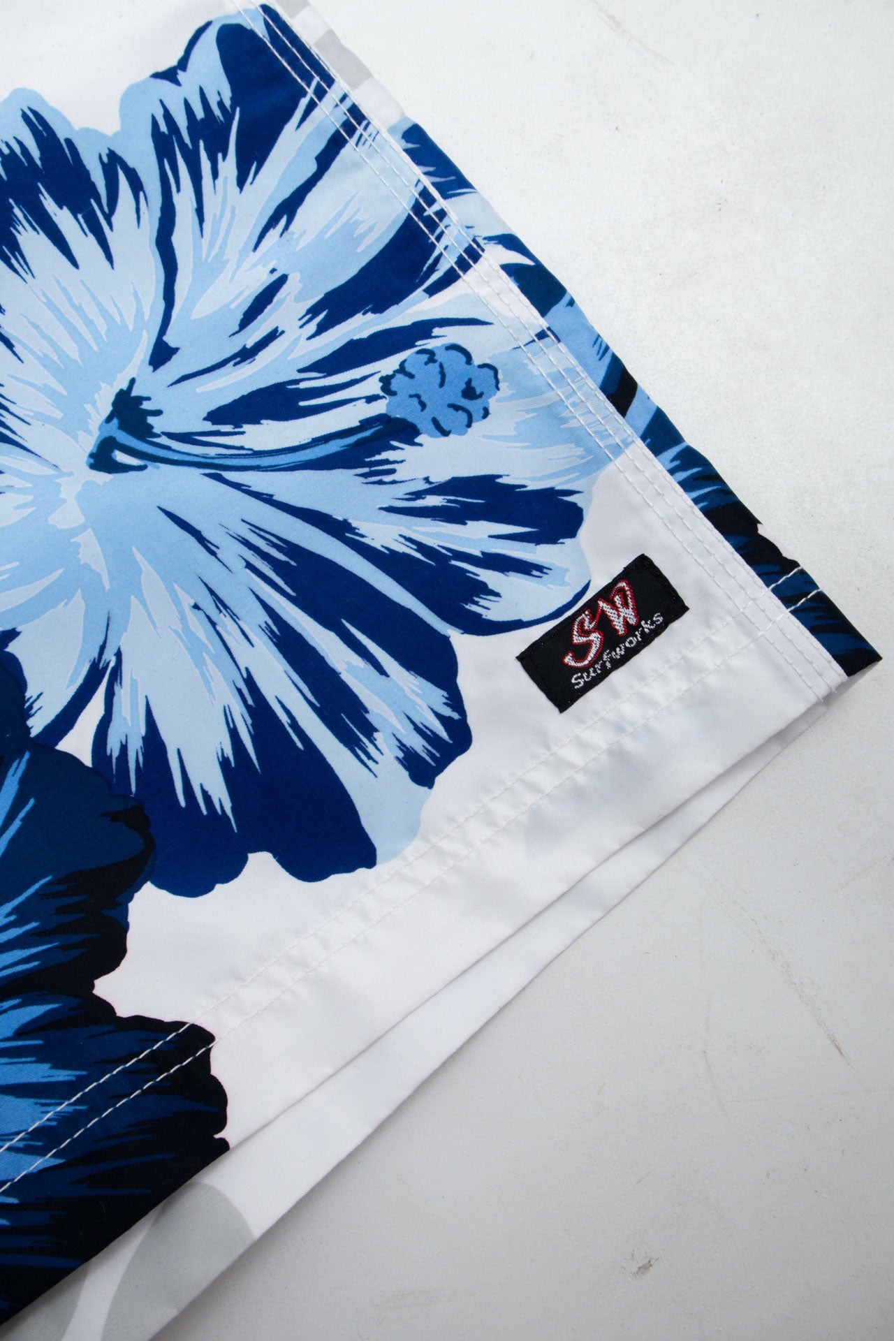 #42 Surf Works Floral Trunks | H20 | Size 10