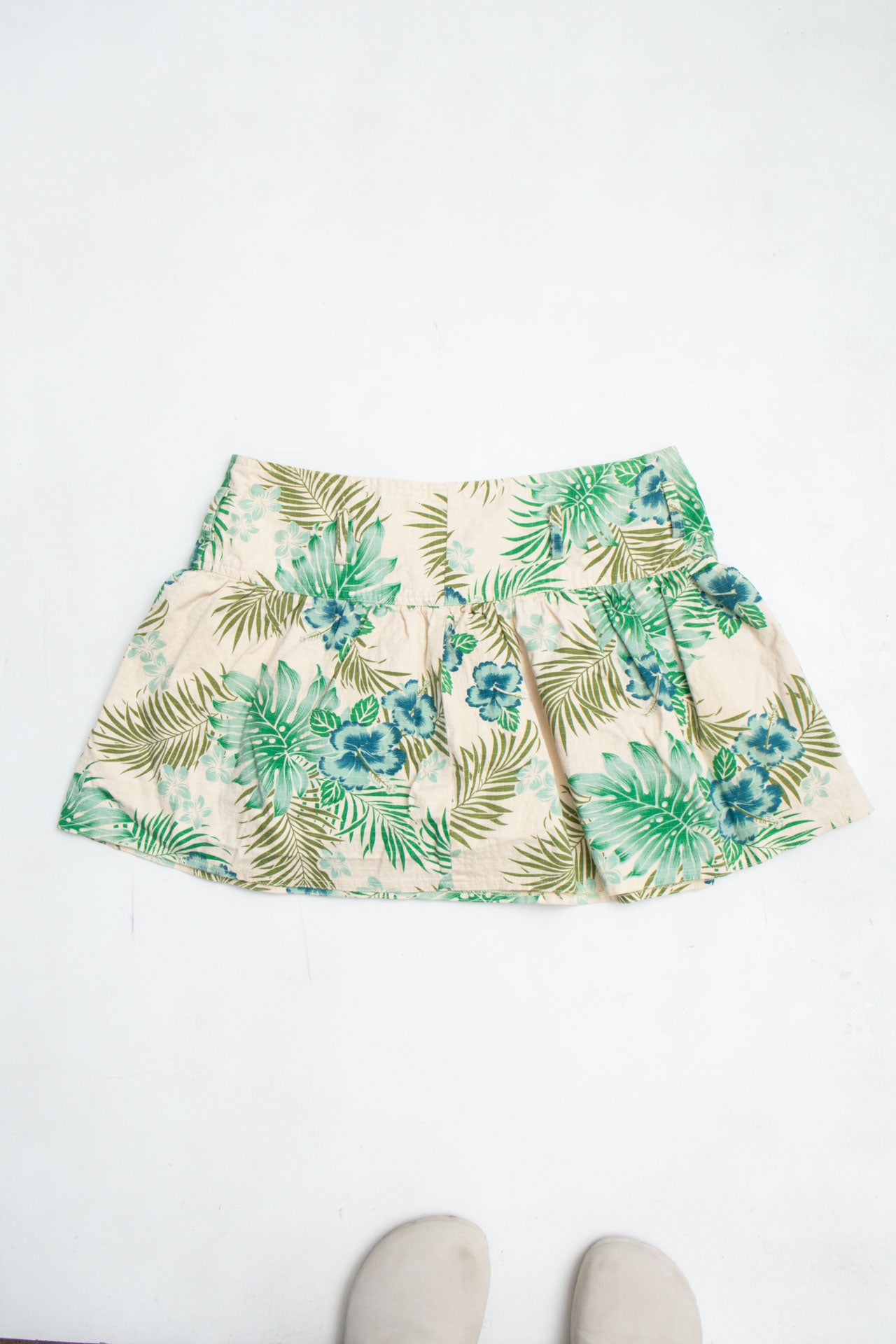 #45 Floral Pleated Wrap Skirt | H20 | Size 10