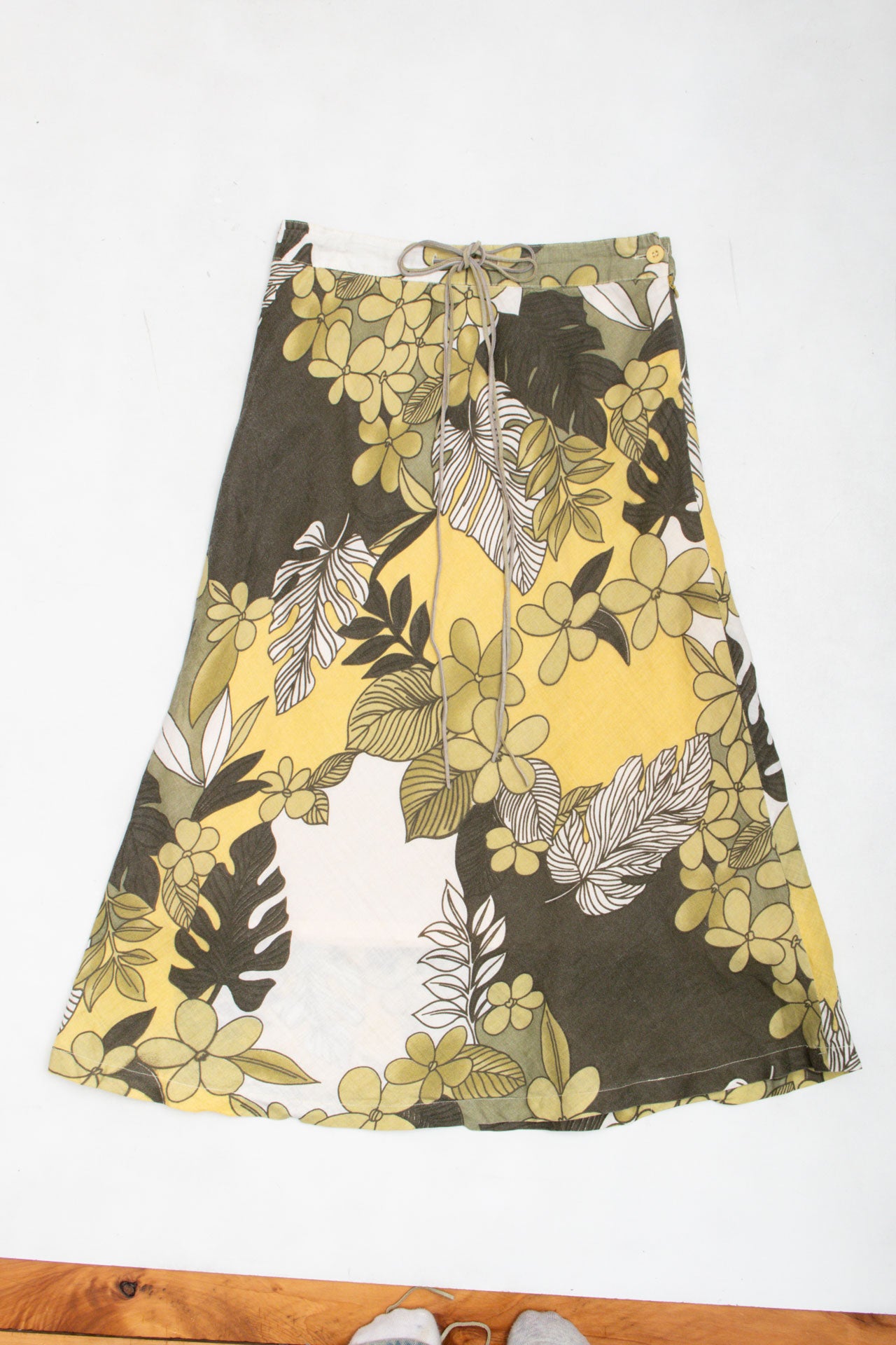 #41 Girl and Miss Floral Skirt | Collection 142 | Size 8