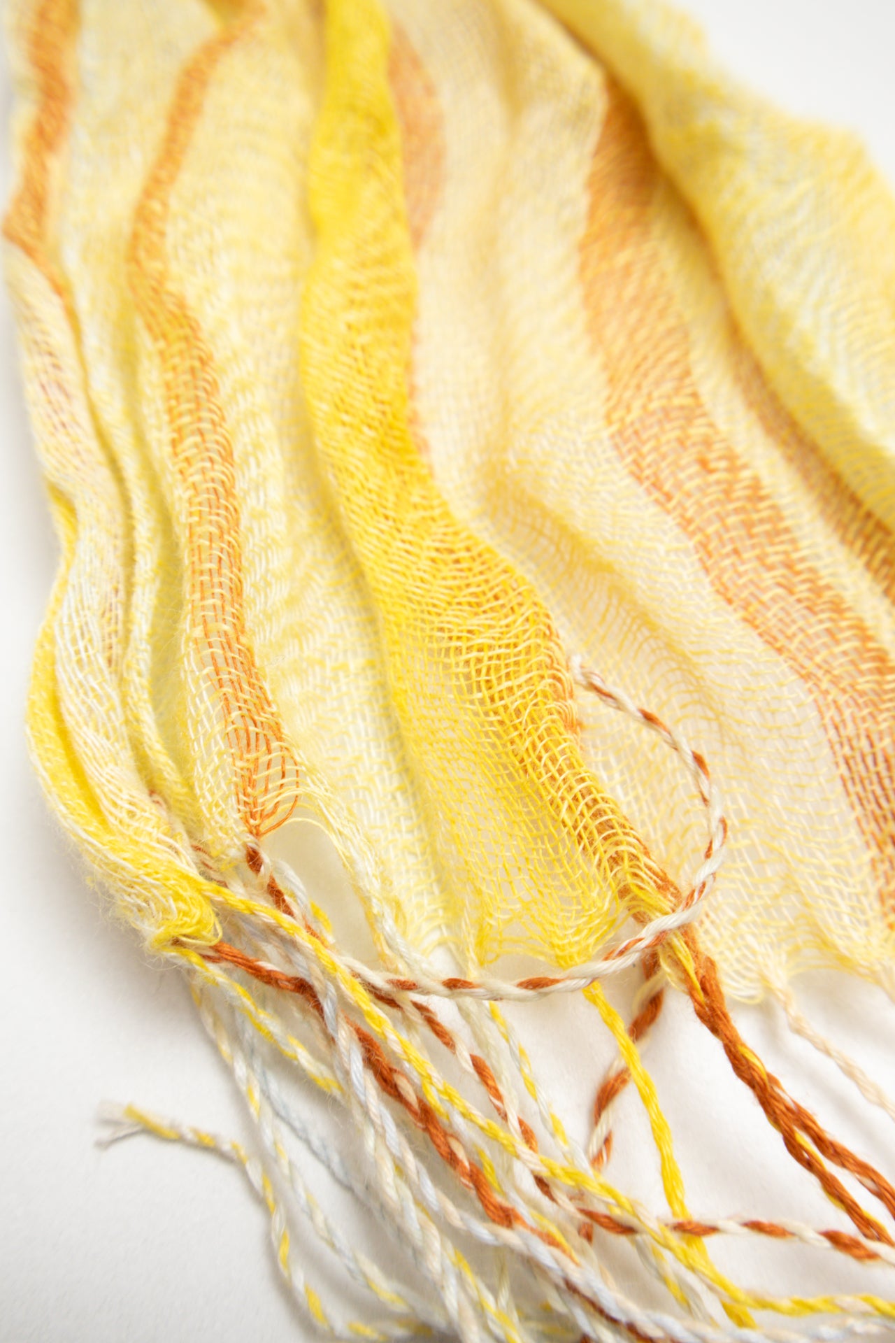 #03 SCARF DROP