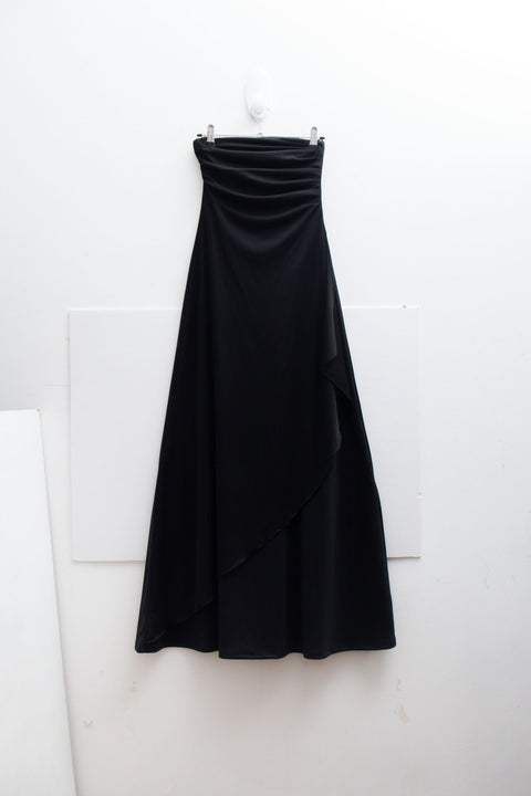 #15 Gimmo Strapless Black Gown | Baby Tees & Gowns | Size 8