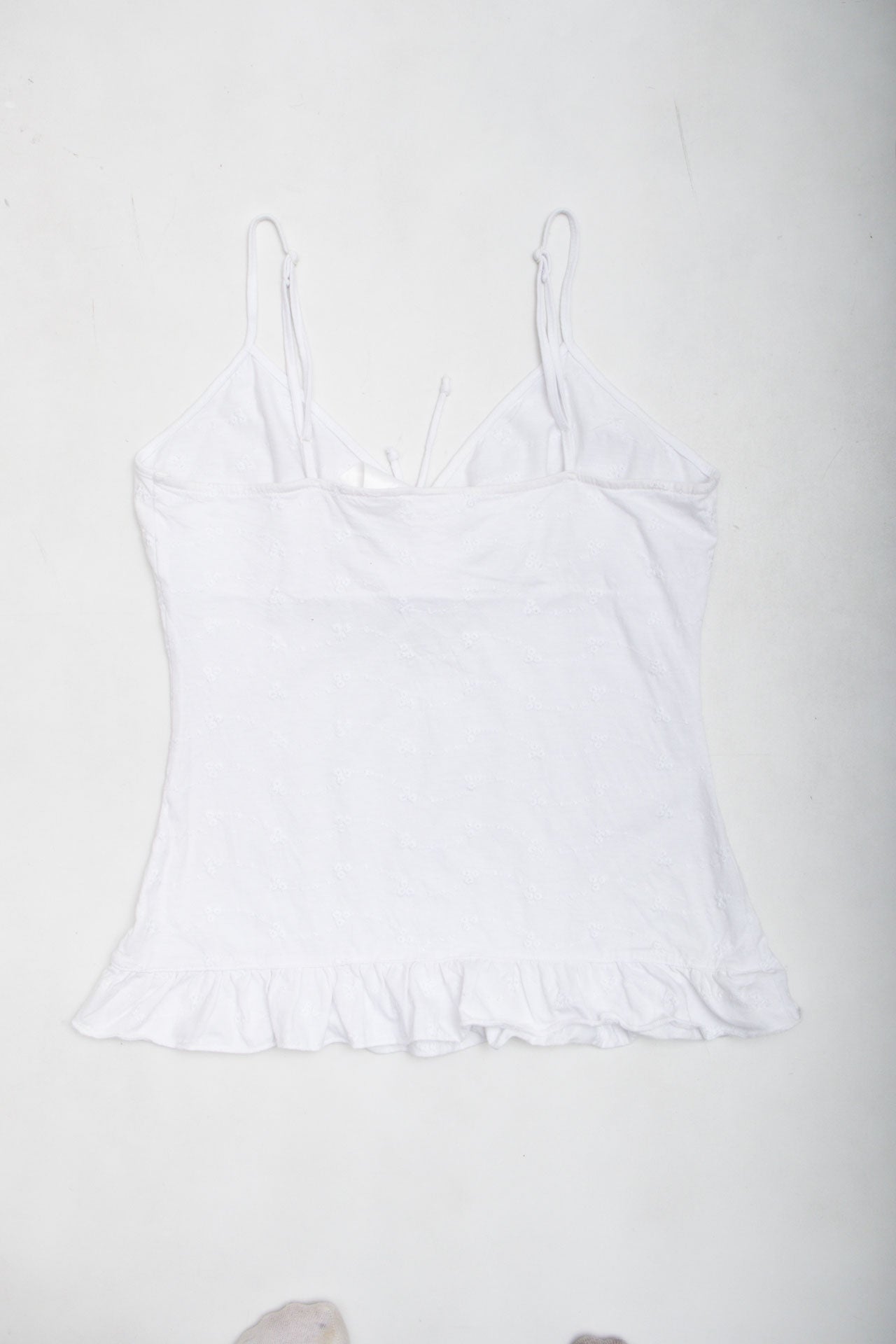 #65 No Boundaries White Tank | Collection 142 | Size 10