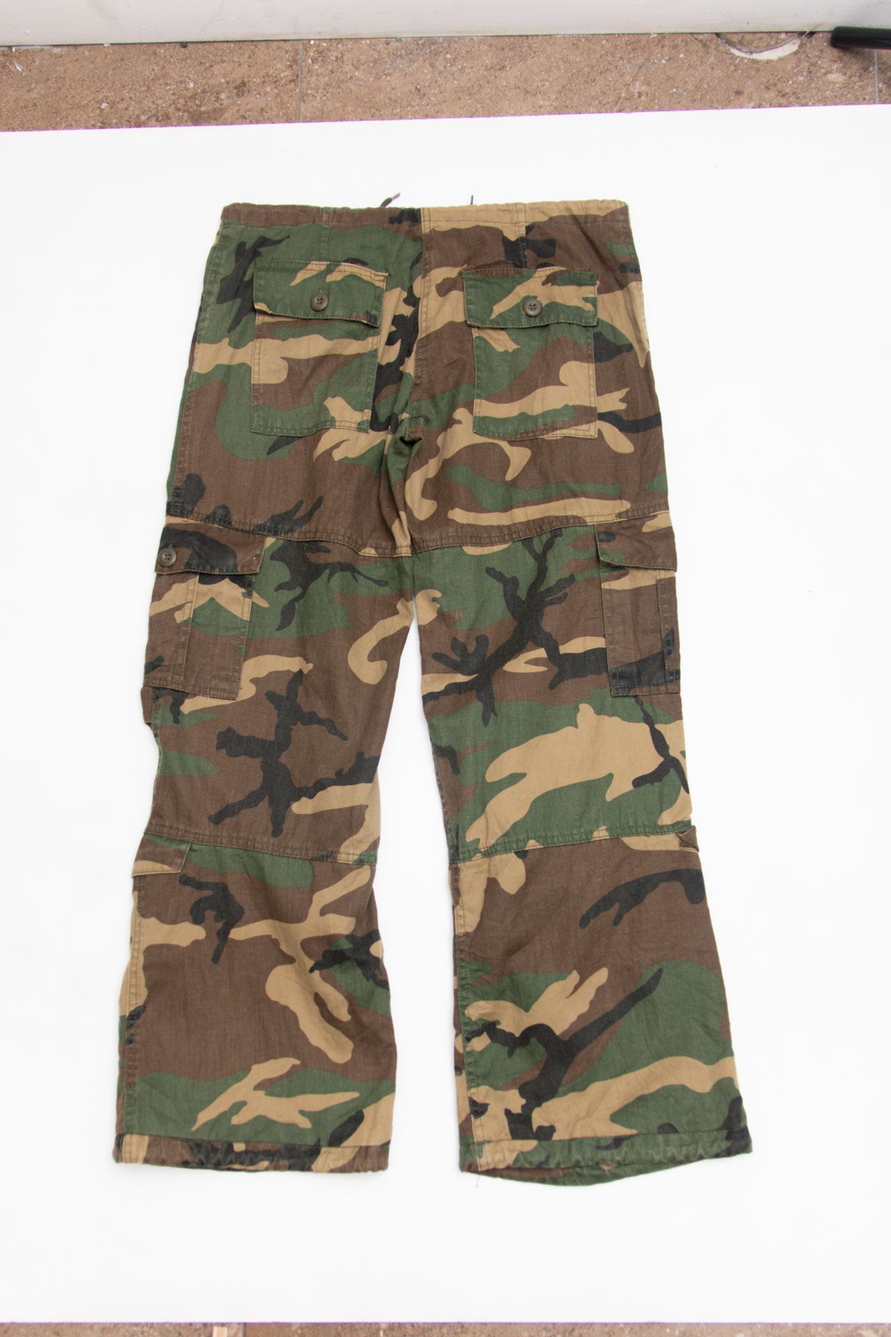 #23 R Camo Cargos Sporty Girl | Size 12