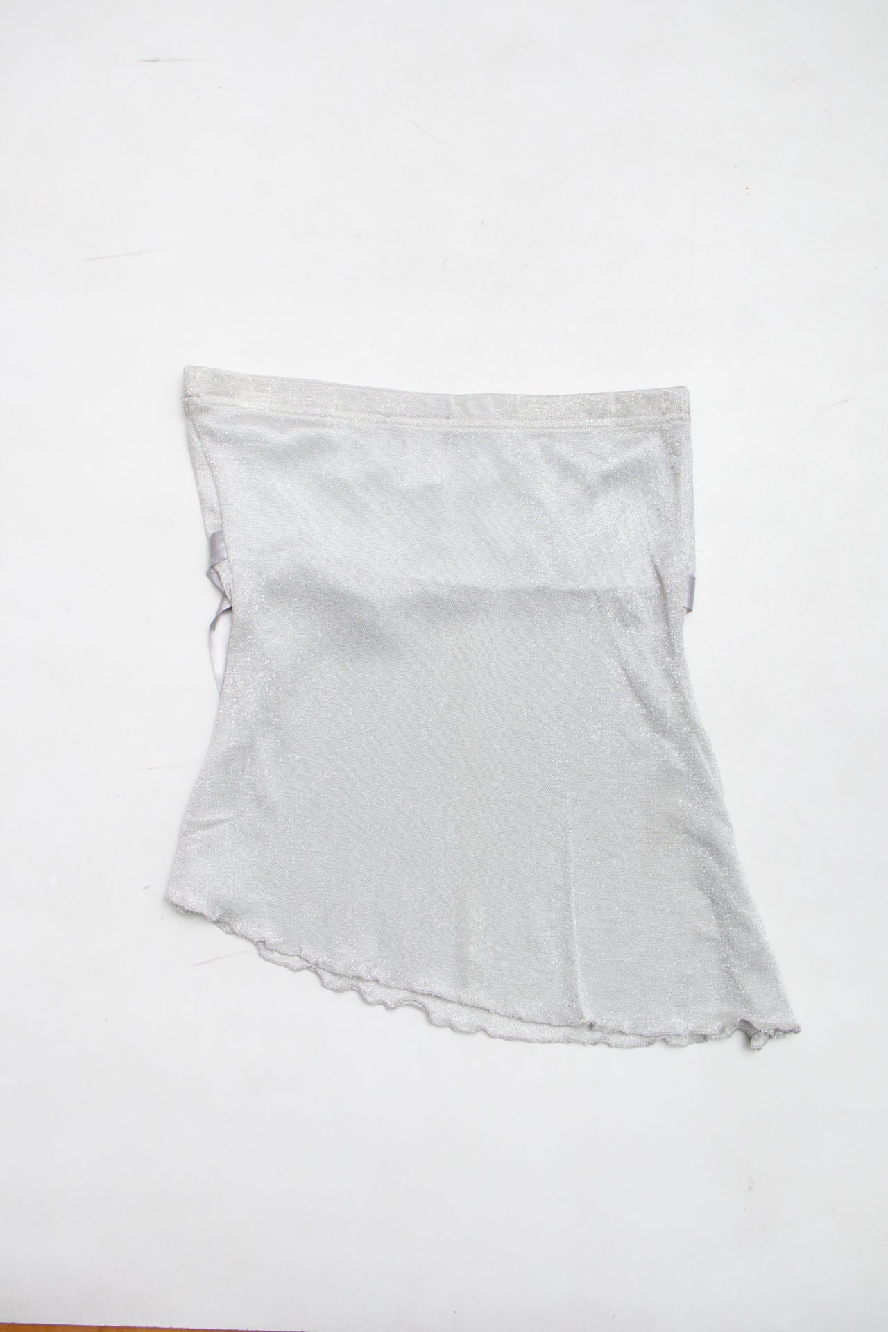 #02 USA Y2K Woven glitter tube top w ribbon *Silver | Size 10 | C. 152