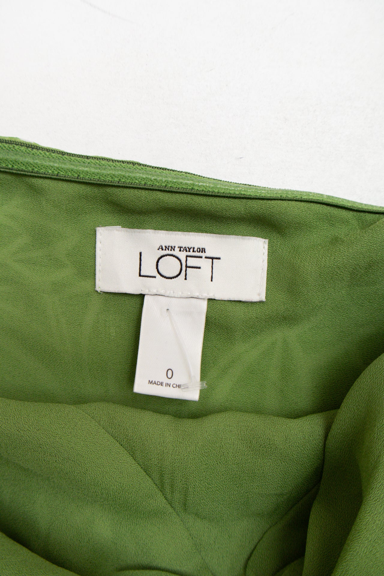 #05 Loft by Ann Taylor sheer pattern halter | Size 6/8 | C. 152