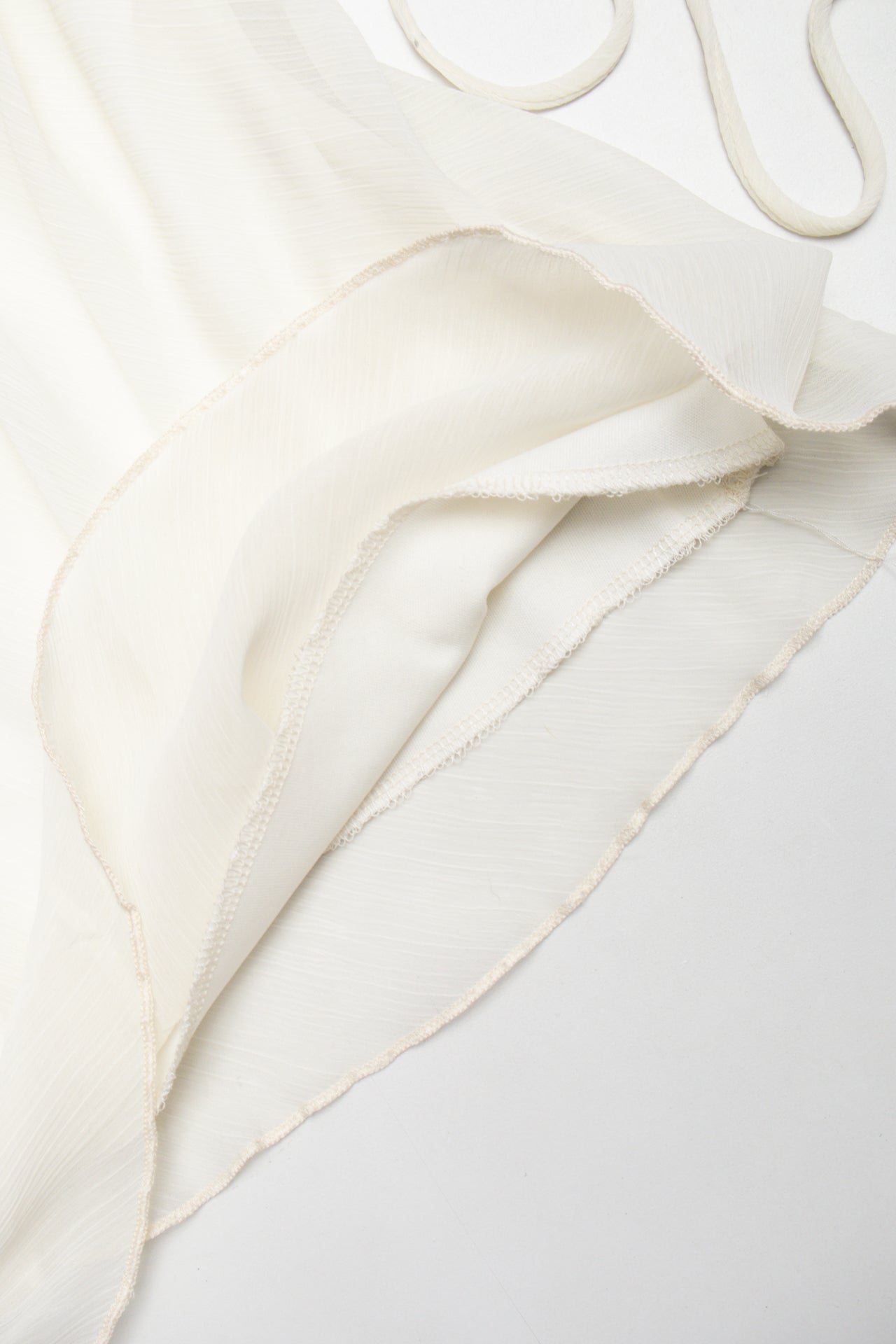 #16 Cream crochet sheer flowy cami | Size 10 | C. 152