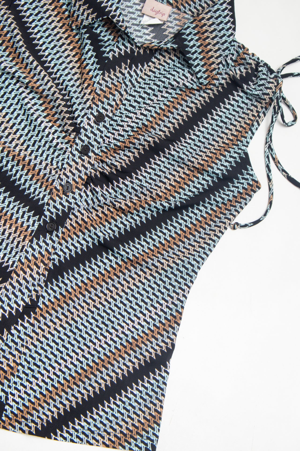 #83 Daytrip pattern fitted blouse | c. 158 | size 10