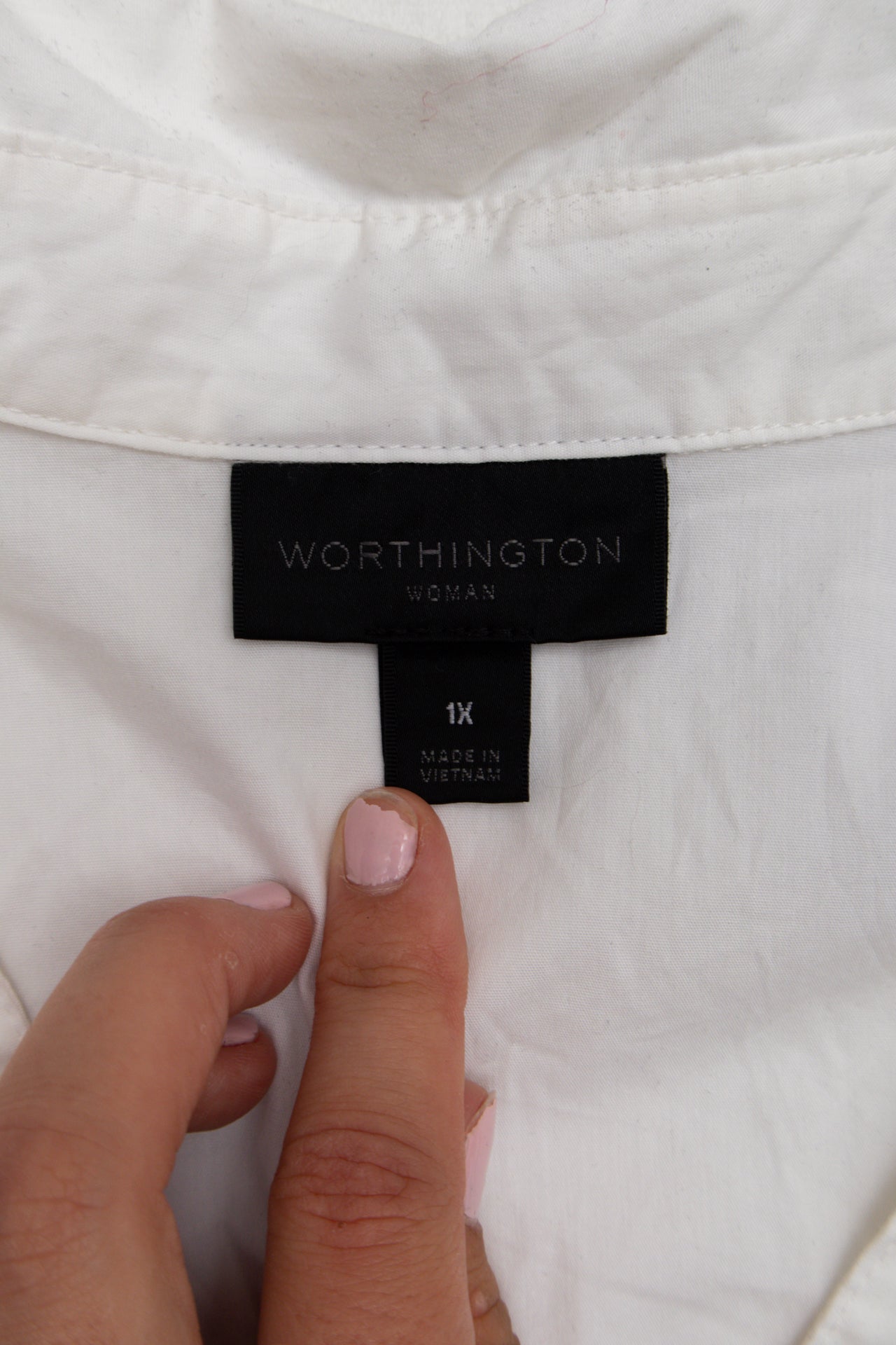 #34 Worthington Sleeveless structured button down| Size 18 | C. 152
