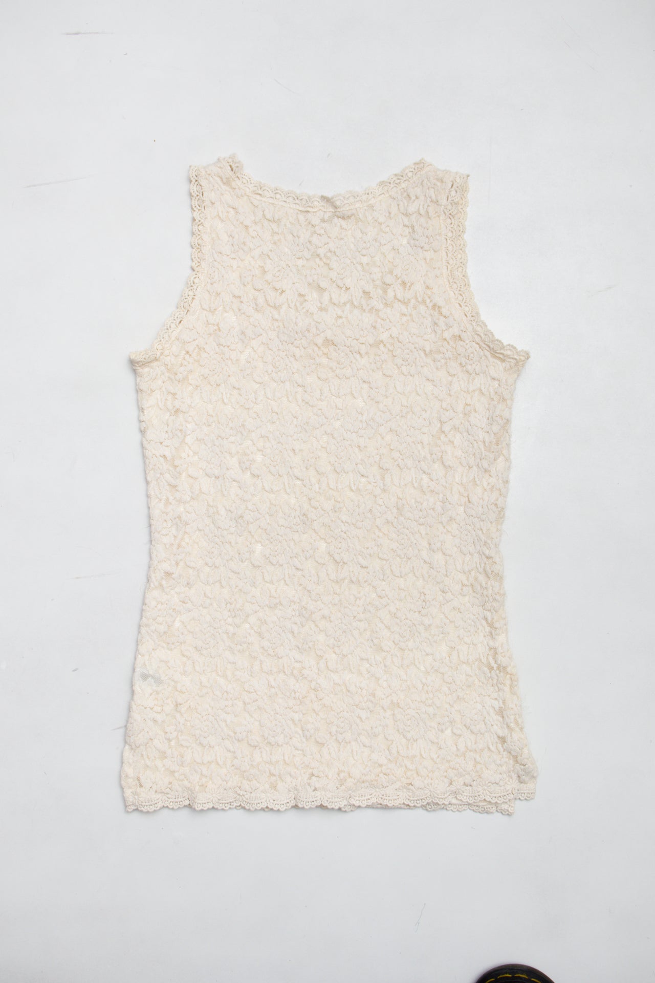 #38 Igni lace lined cami | Size 10 | C. 152