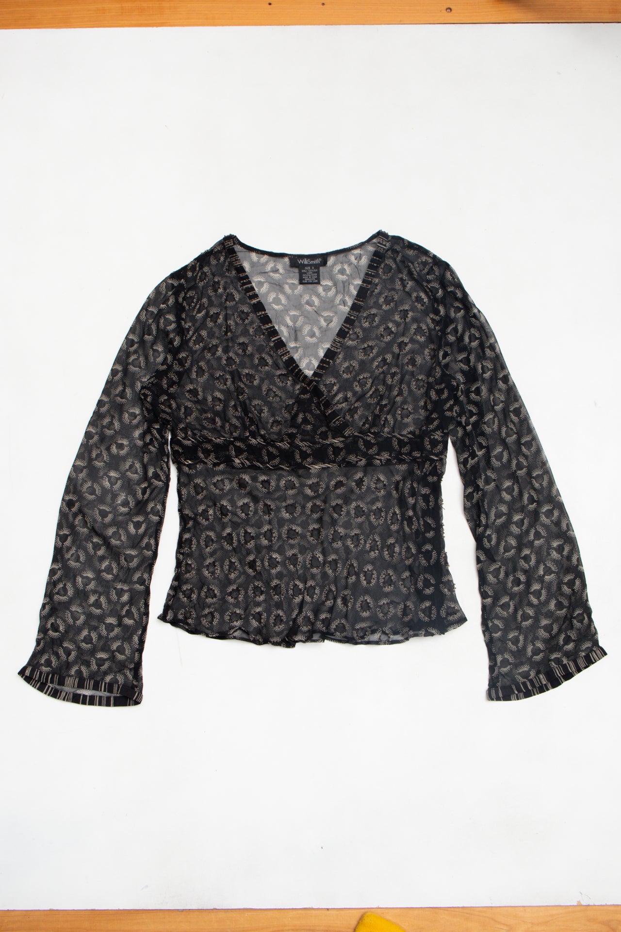 #100 beaded silk long sleeve | c. 158 | size 8