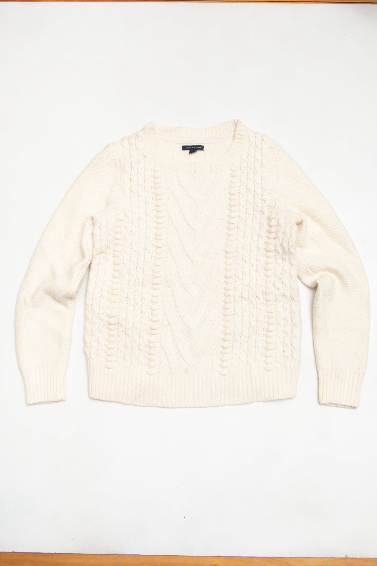 #119 Tommy Hilfiger cream jumper | c. 158 | size 8