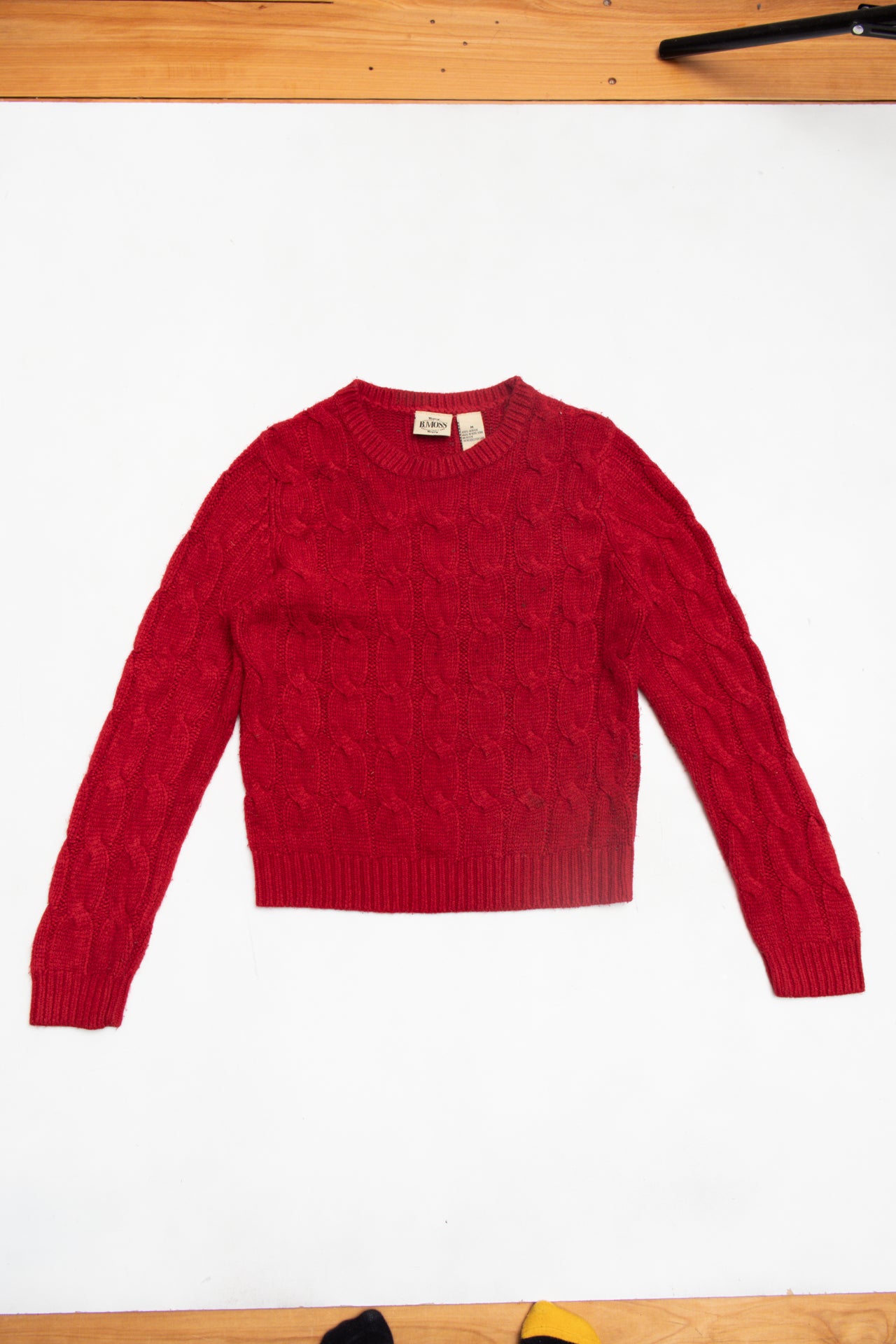 #121 B.Moss red jumper | c. 158 | size 10