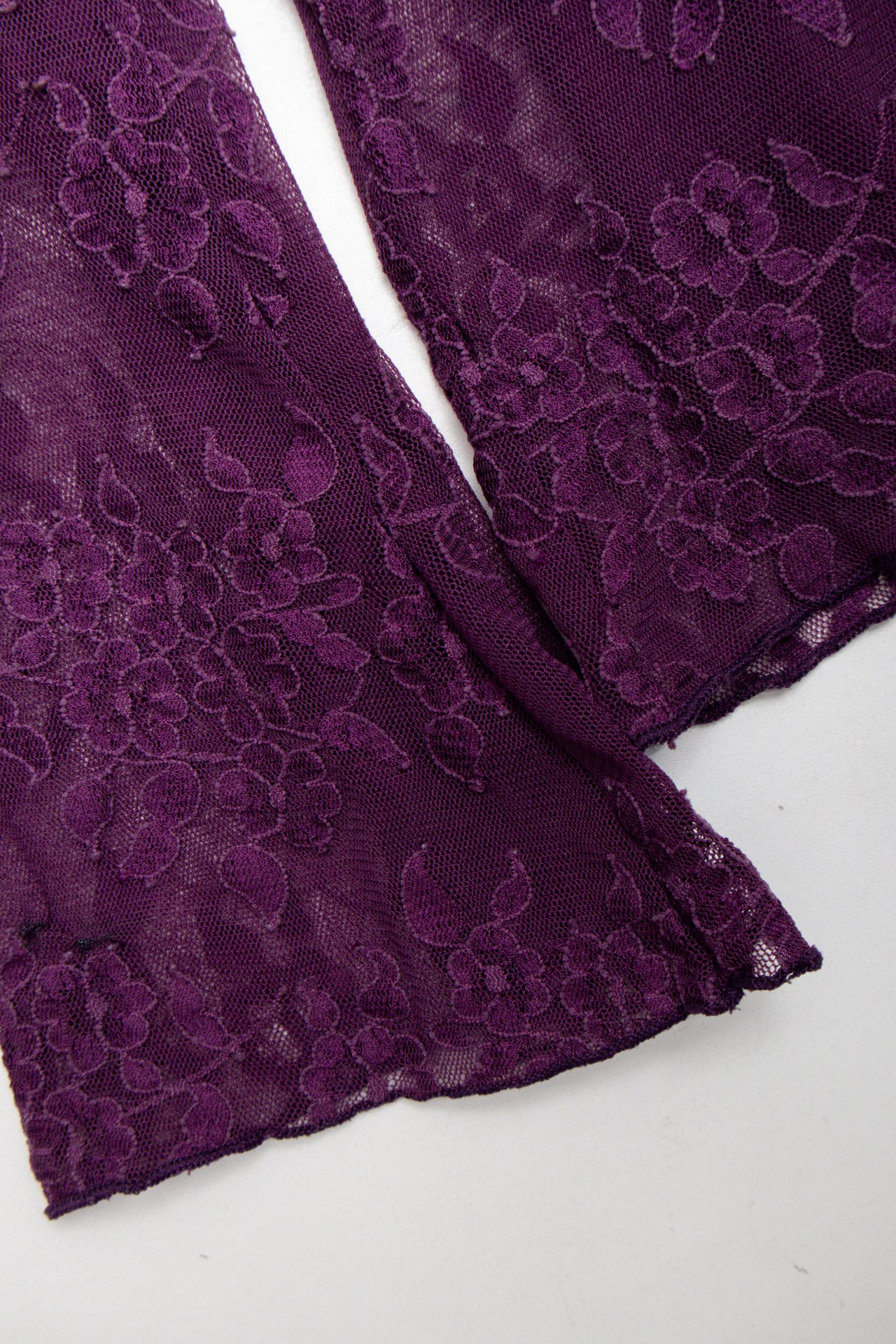 #61 Purple Lace bell sleeved top | Size 12 | C. 152