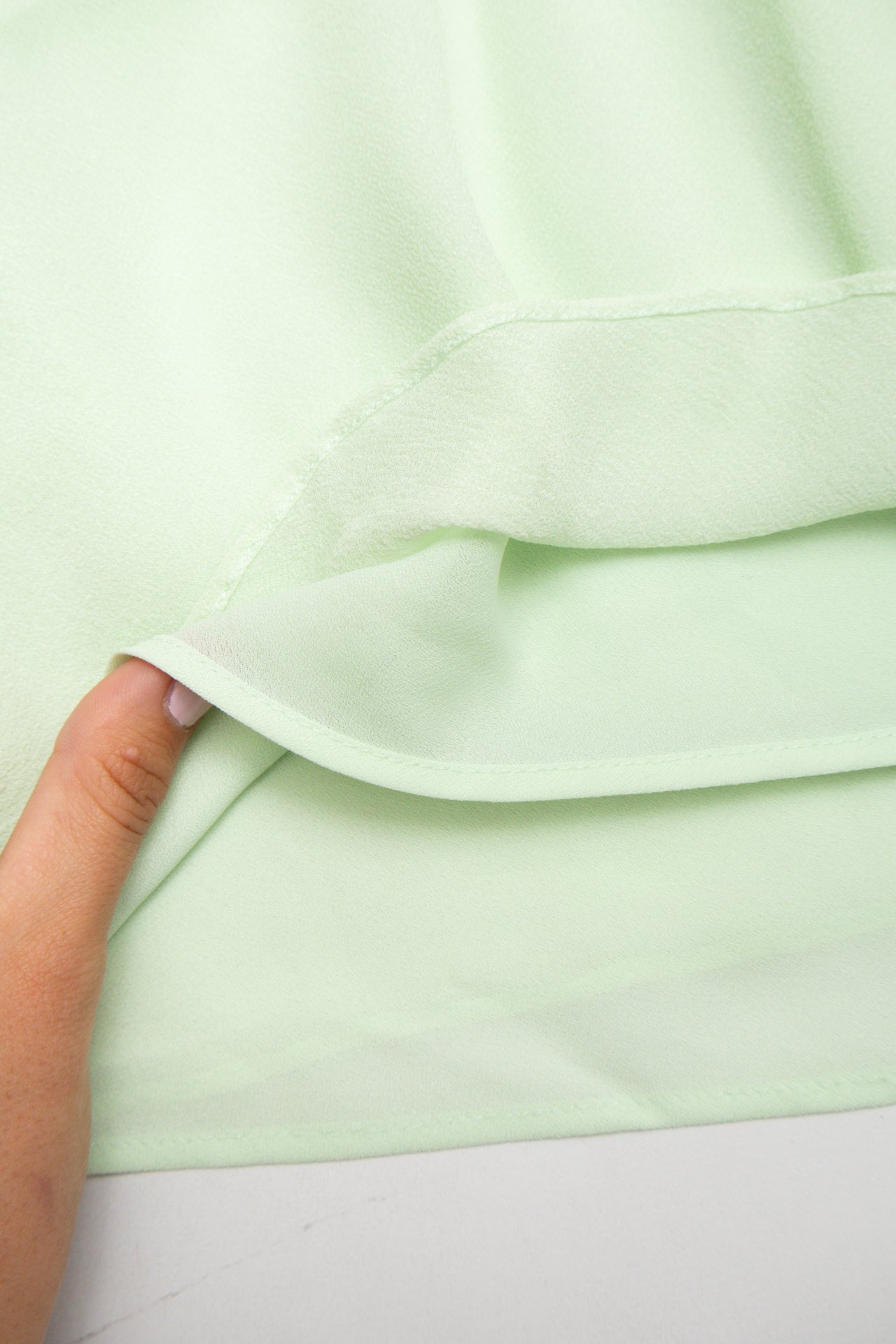 #66 Silk light green sheer long sleeve | Size 8 | C. 152