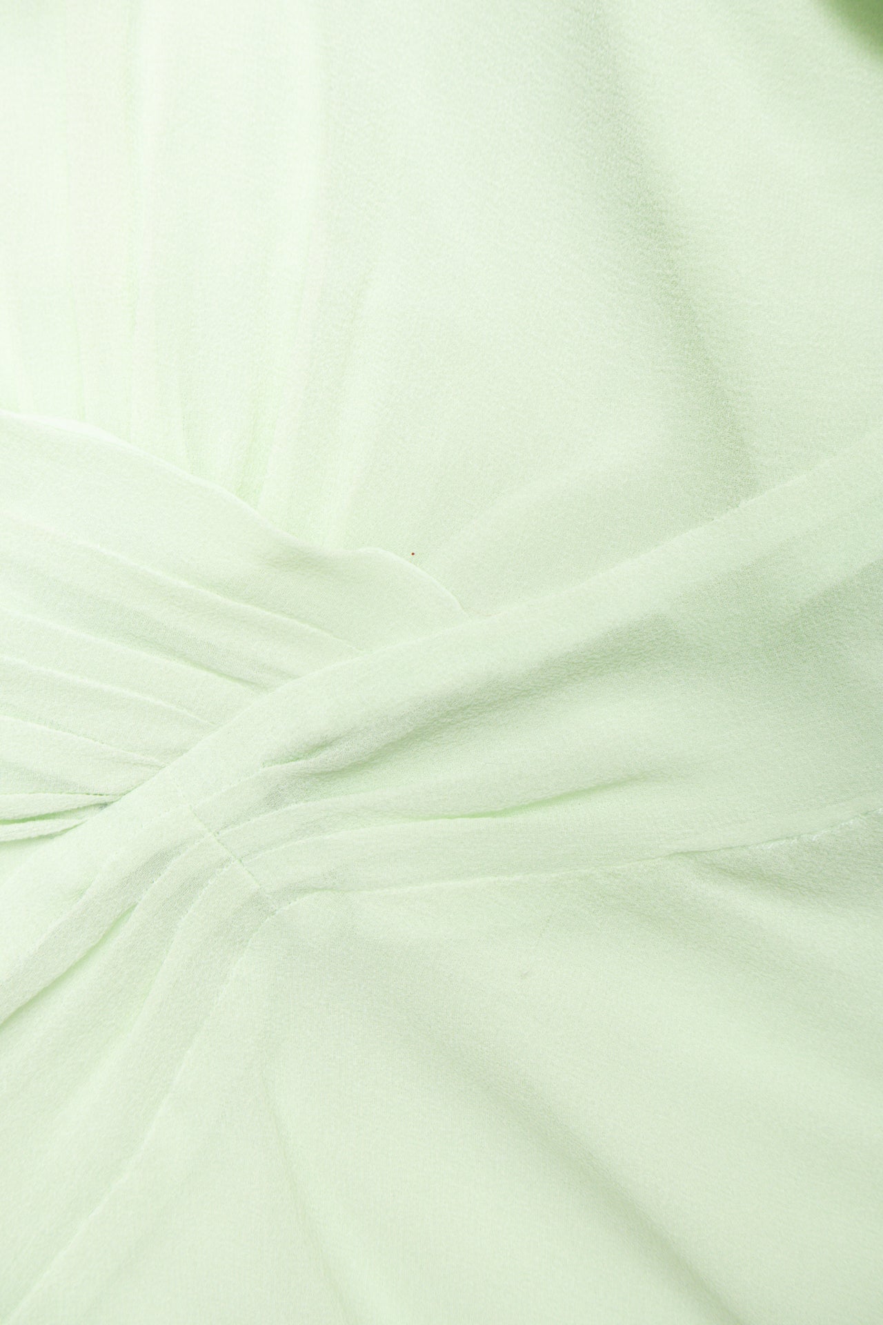 #66 Silk light green sheer long sleeve | Size 8 | C. 152