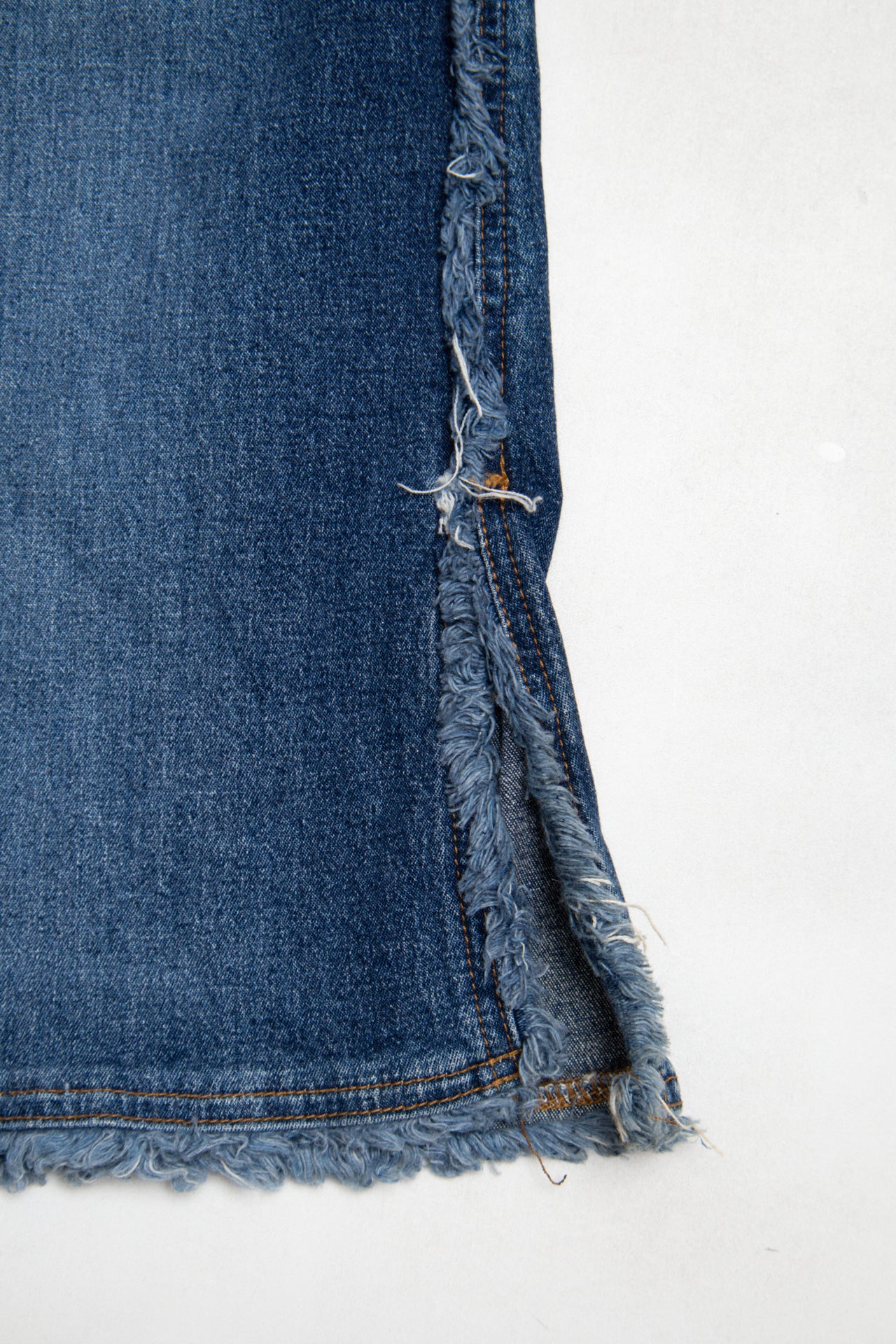 #174 Lei Distressed sides flare jeans | c. 158 | size 8
