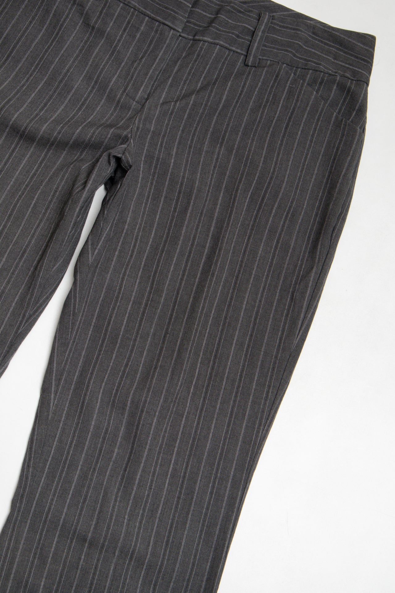 #204 My Michelle grey pinstripe pants | c. 158 | size 12