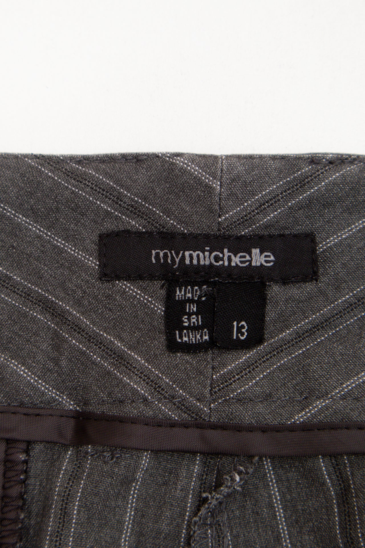 #204 My Michelle grey pinstripe pants | c. 158 | size 12