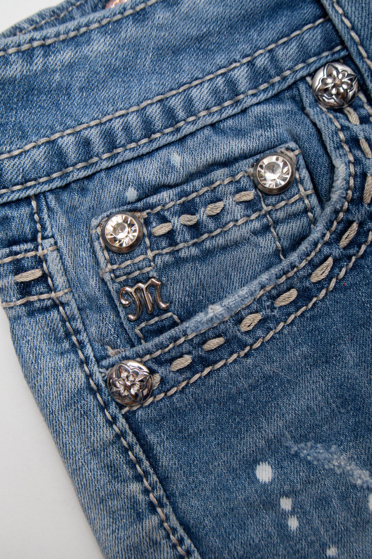 #109 Miss Me denim cut off shorts | Size 8 | C. 152