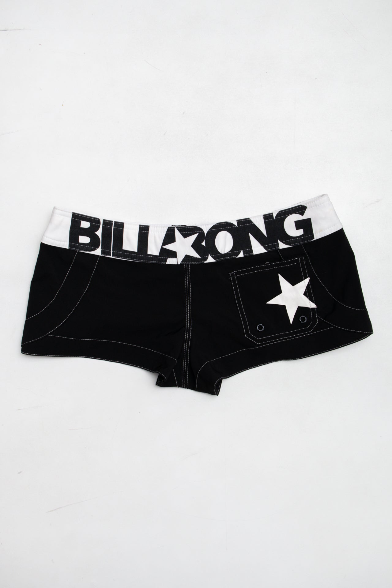 #112 Billabong micro shorts | Size 8 | C. 152