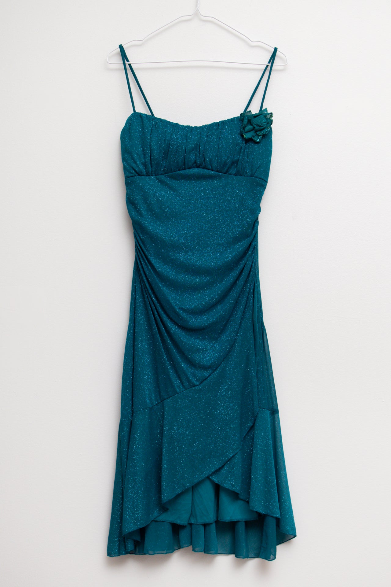 #125 Ruby Rox Ruched turquoise glitter midi w attachment | Size 10 | C. 152