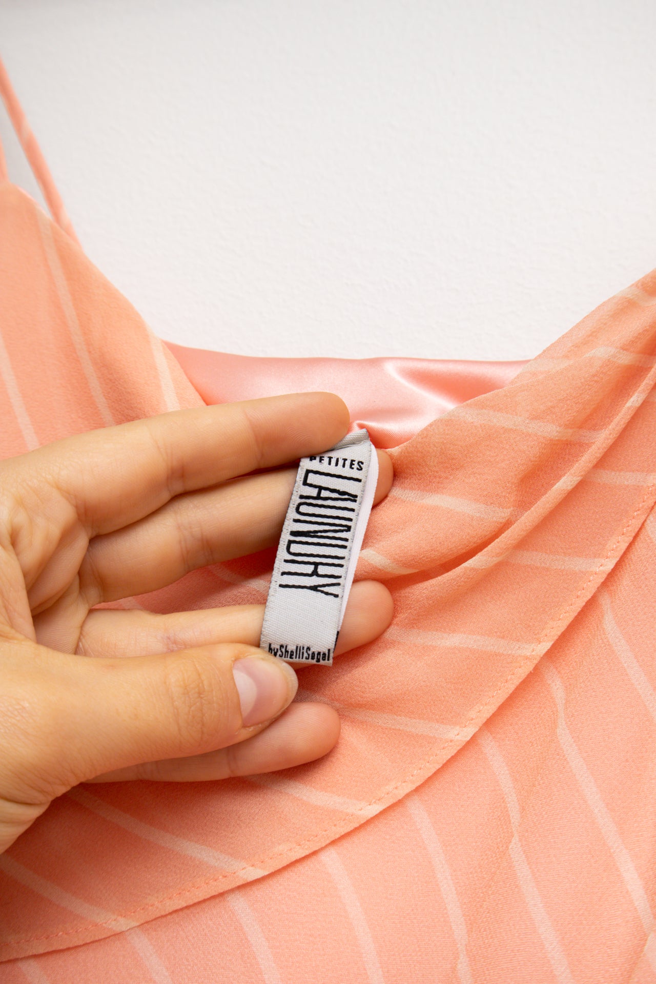 #136 USA Laundry silk sheer midi *Pink | Size 6 | C. 152
