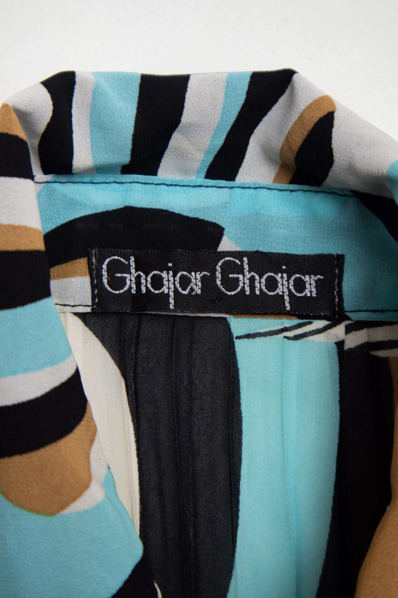 #09 Ghajar Ghajar psychedelic print shirt | c. 159 | size 10