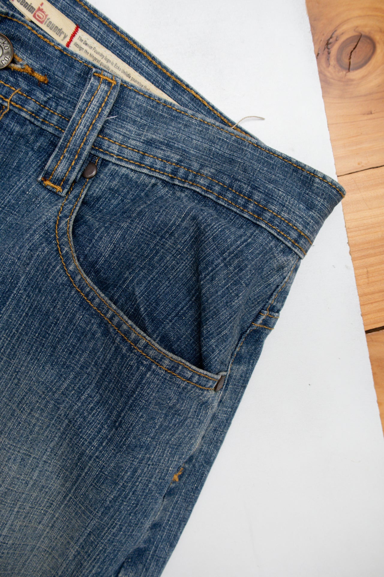 #166 Ecko baggy jeans w patchwork detail | Size 12 | C. 152