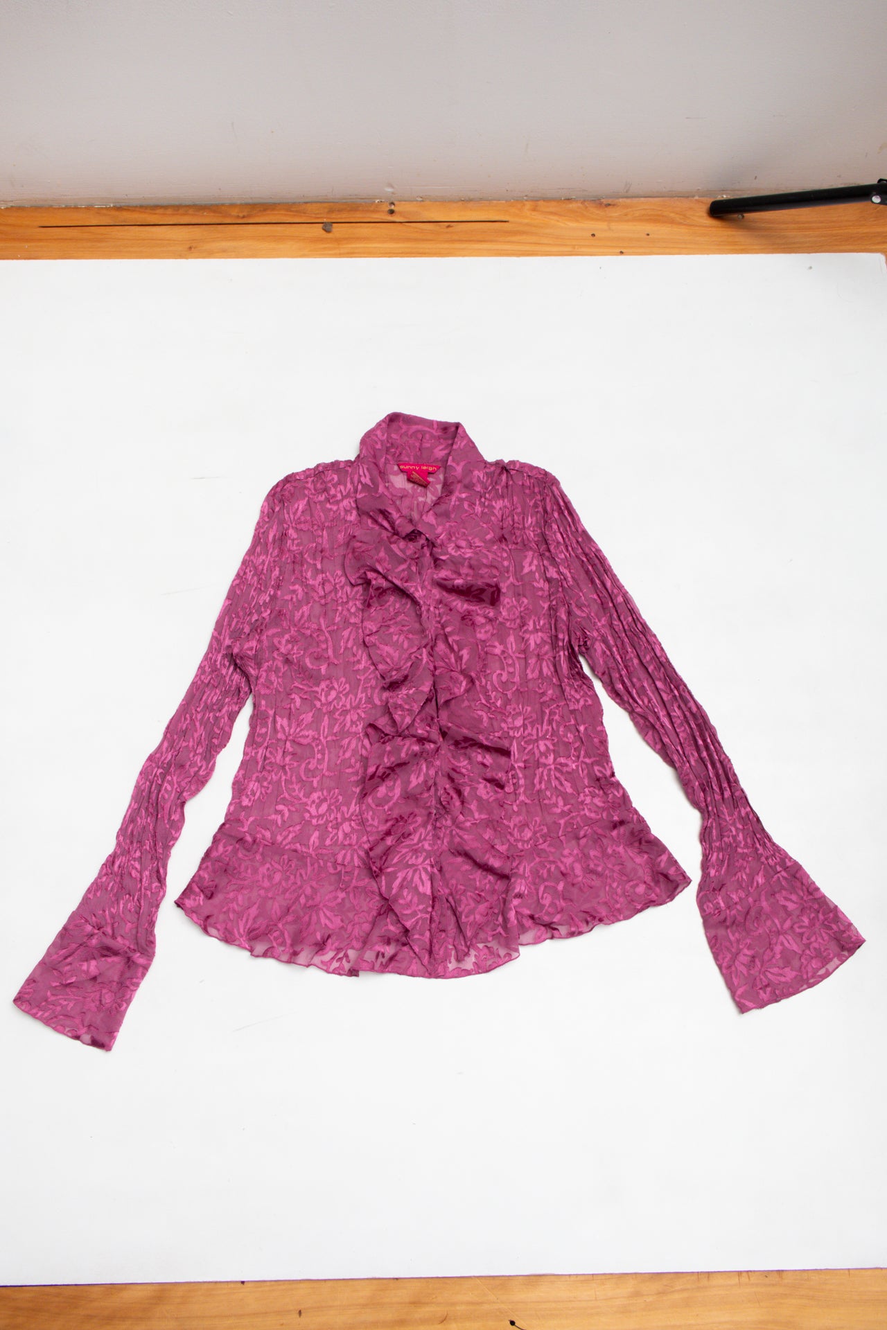 #77 Sunny Leigh floral semi sheer shirt | c. 159 | size 12