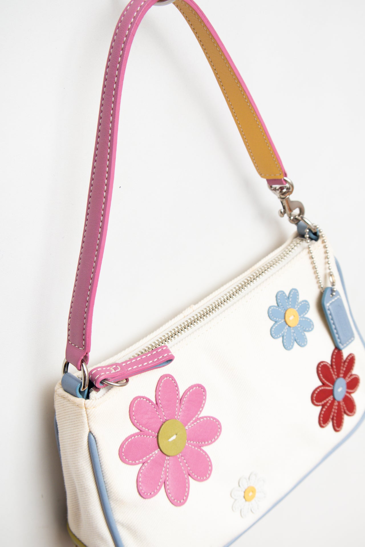 #208 *Rare* Coach Canvas leather flower demi | C. 152