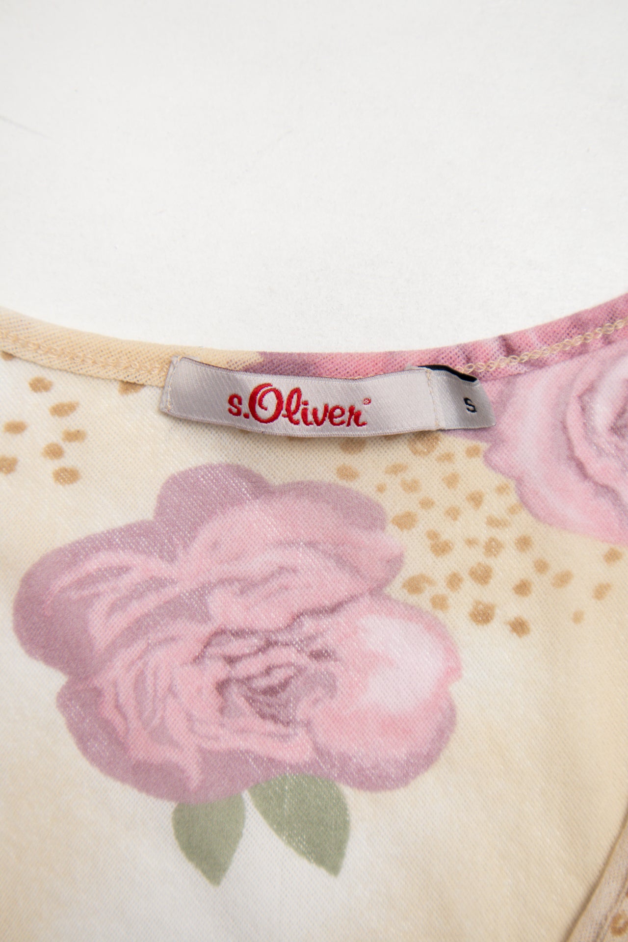 #102 S.Oliver floral mesh top | c. 159 | size 8