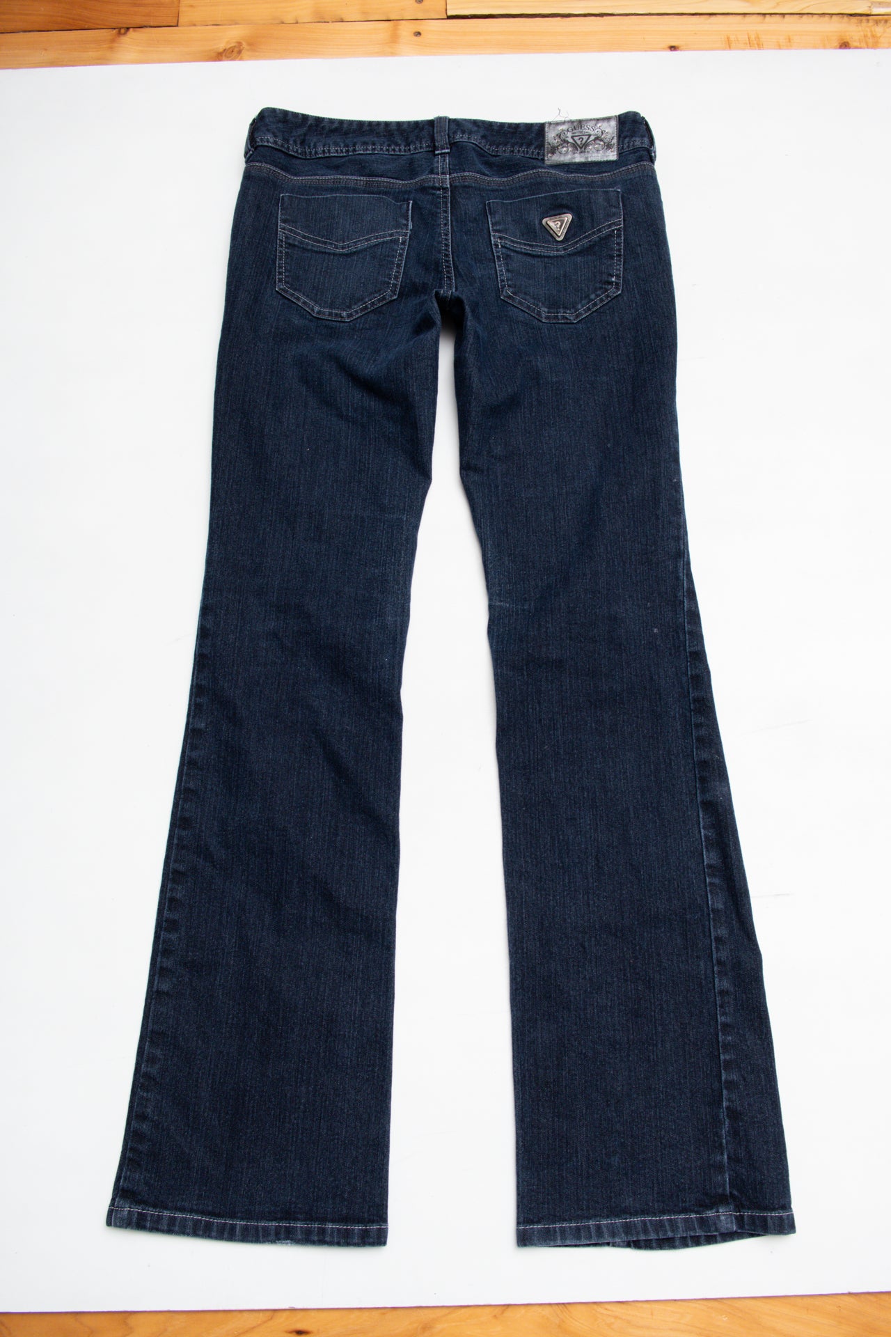 #172 Y2K Guess low-rise bootcut jeans | Size 10/12 | C. 152