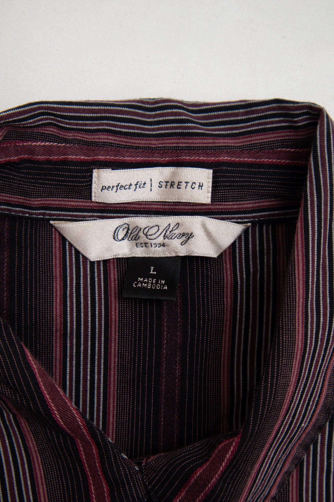 #106 Old Navy deep magenta striped shirt | c. 159 | size 12