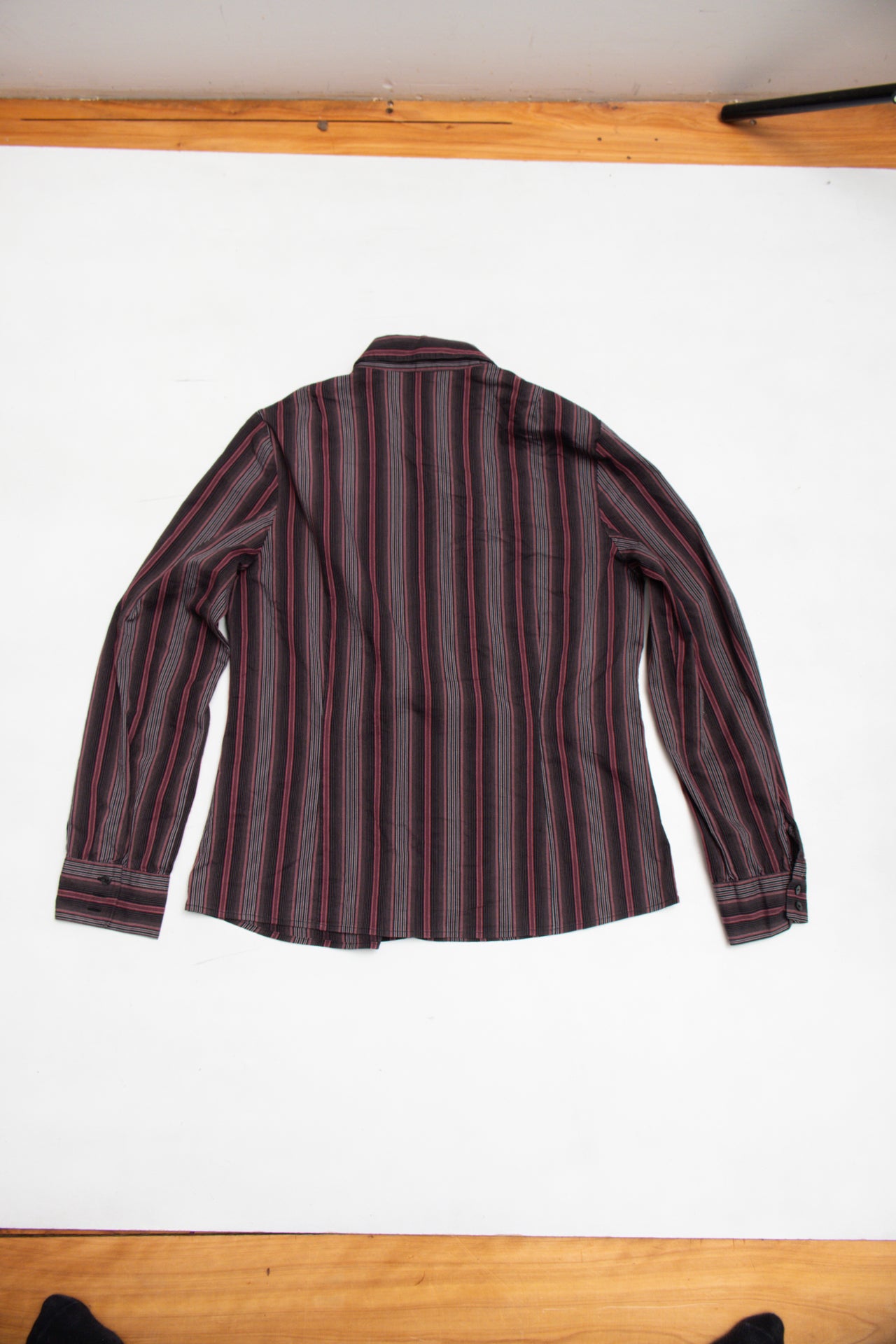 #106 Old Navy deep magenta striped shirt | c. 159 | size 12