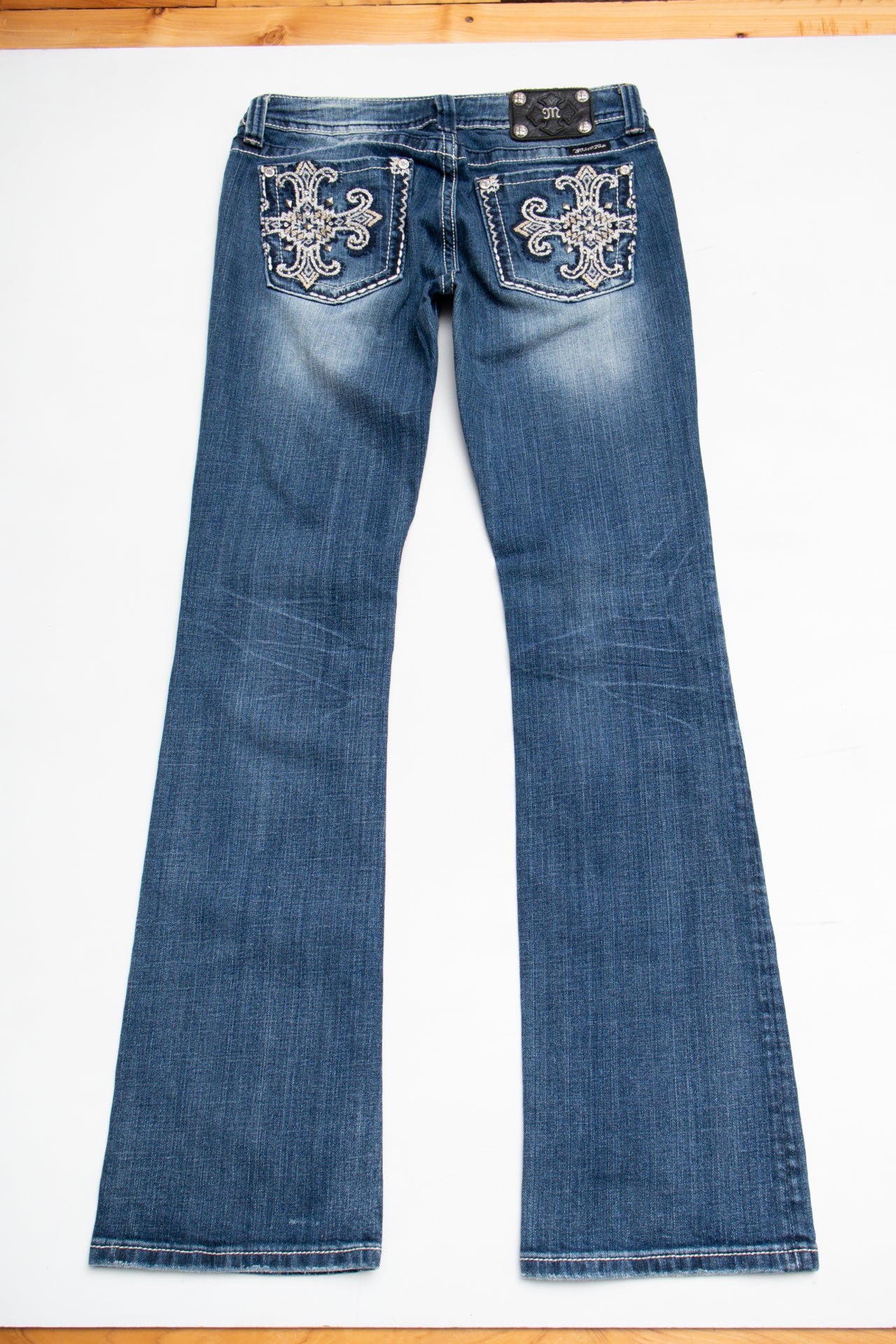 #175 Y2K Miss Me embellished boot-cut jeans | Size 10 | C. 152