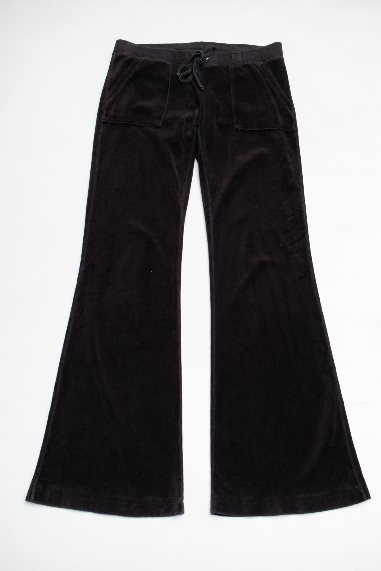 #181 USA Y2K Juicy Couture velour back pocket flares | Size 6/8 | C. 152