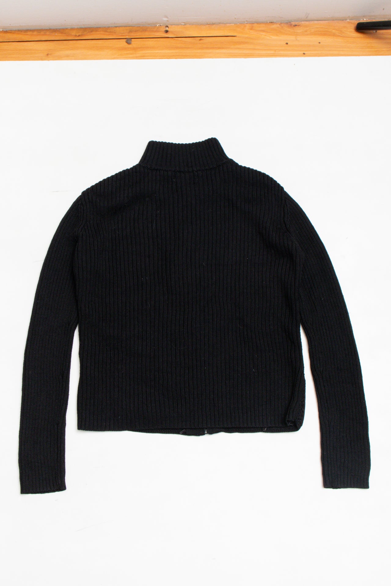 #120 a.v.v zip up jersey | c. 159 | size 8