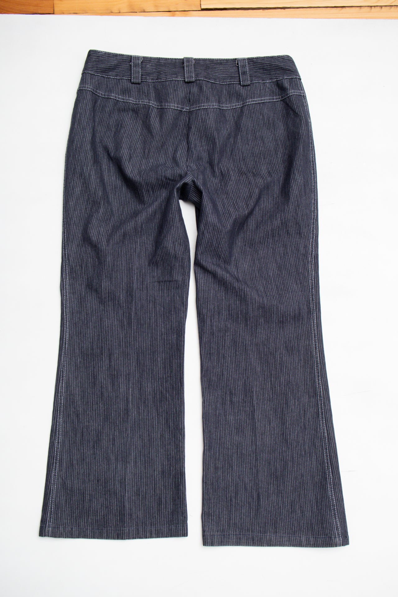 #184 Pinstripe flared jeans | Size 12 | C. 152