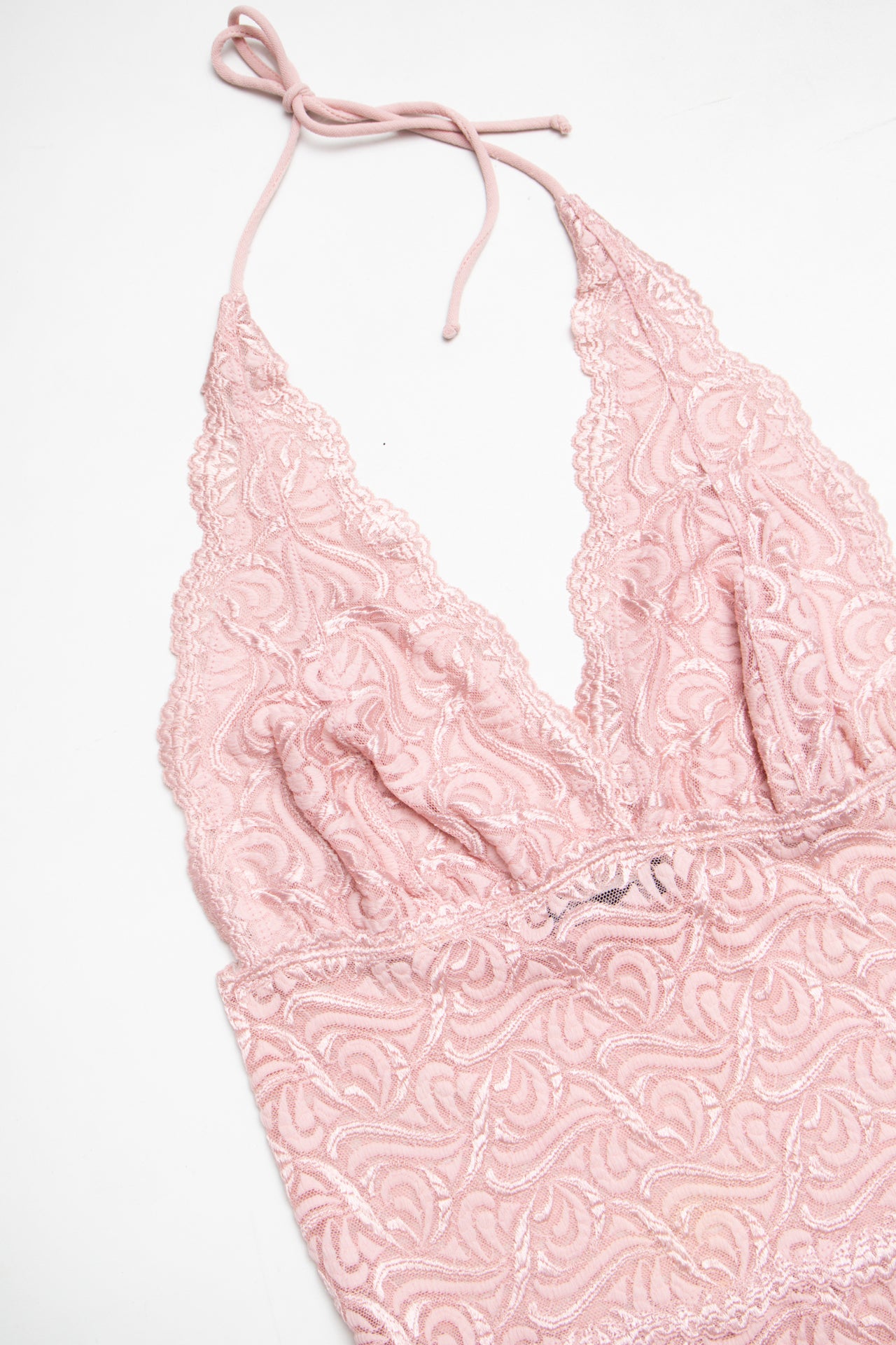 #190 USA Bebe pink lace halter | Size 8 | C. 152