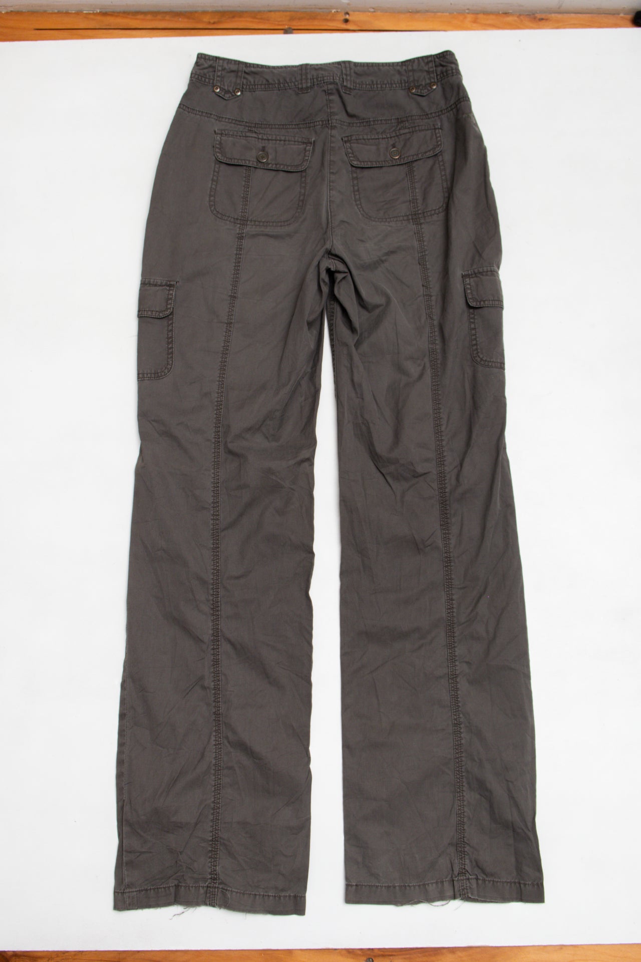 #135 Reitmans khaki cargo pants | c. 159 | size 8