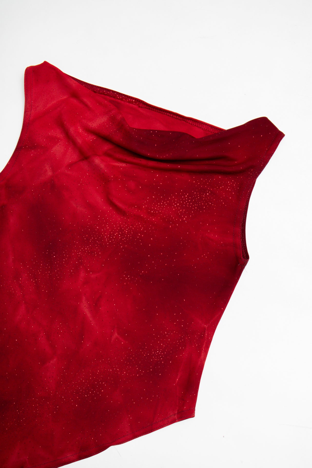 #201 French wine glitter asym tank | Size 8 | C. 152