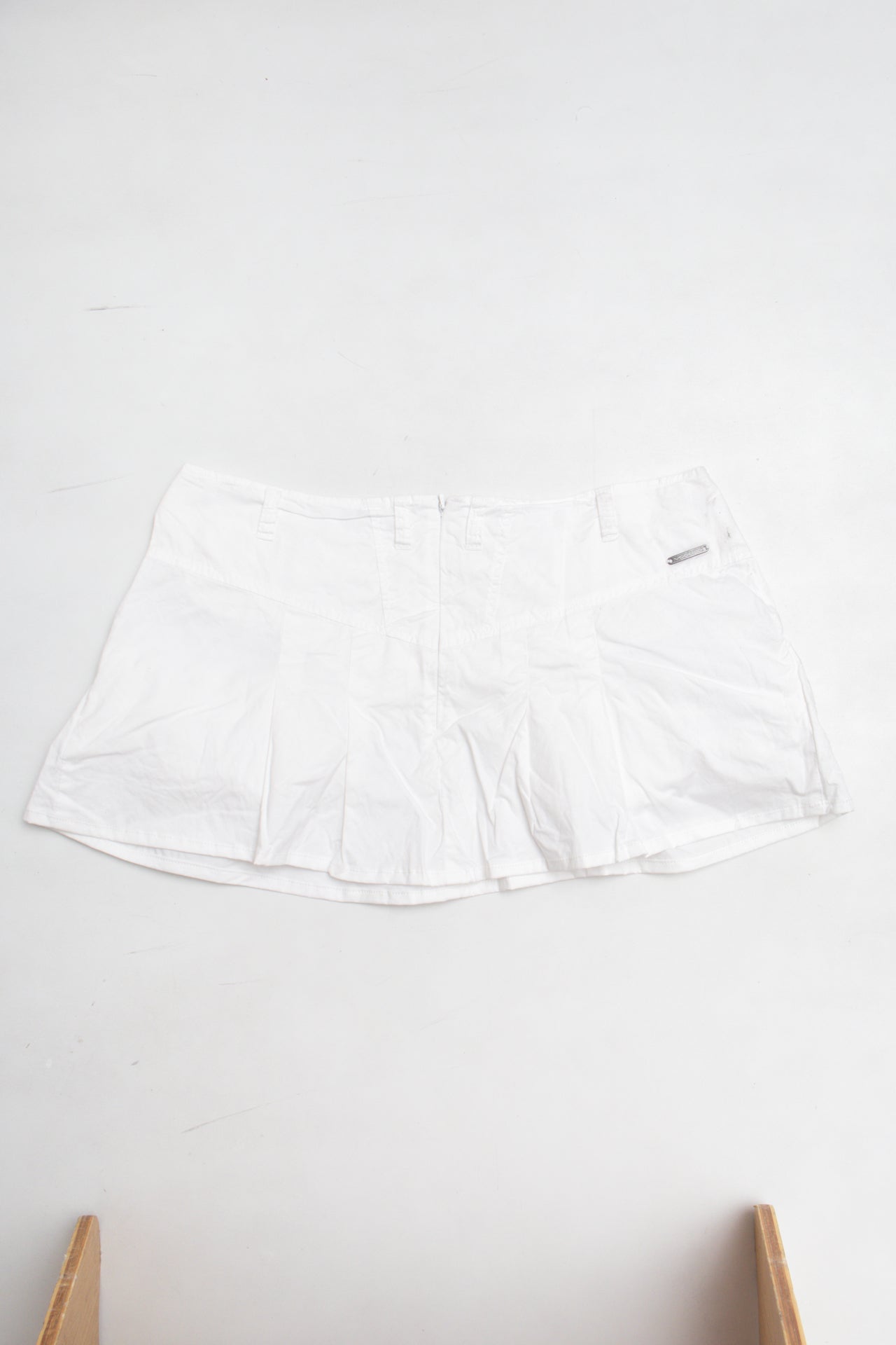 #78 Voodoo Pleated Puffy Mini Skirt | Size 12