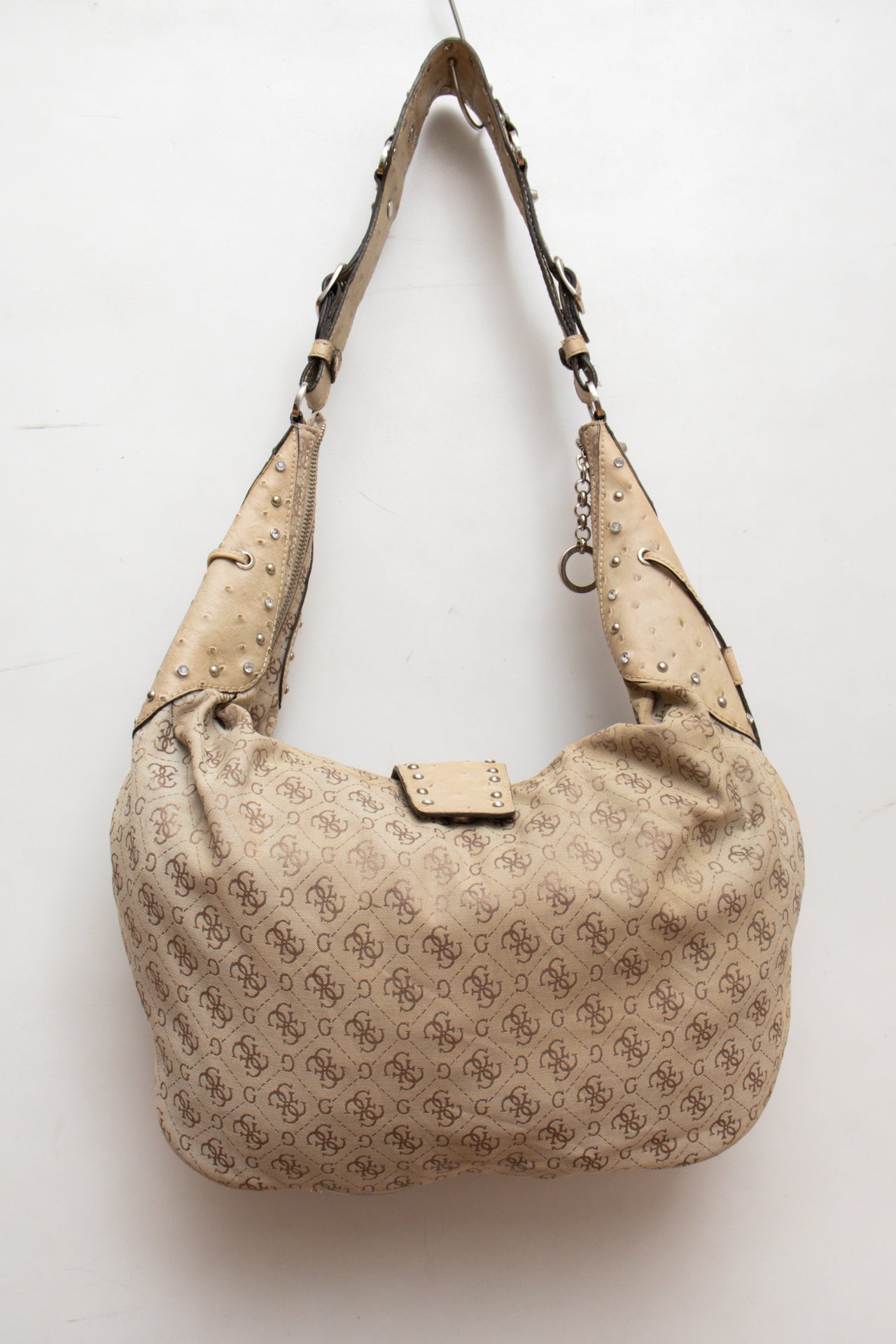 #108 Guess Shoulder Bag